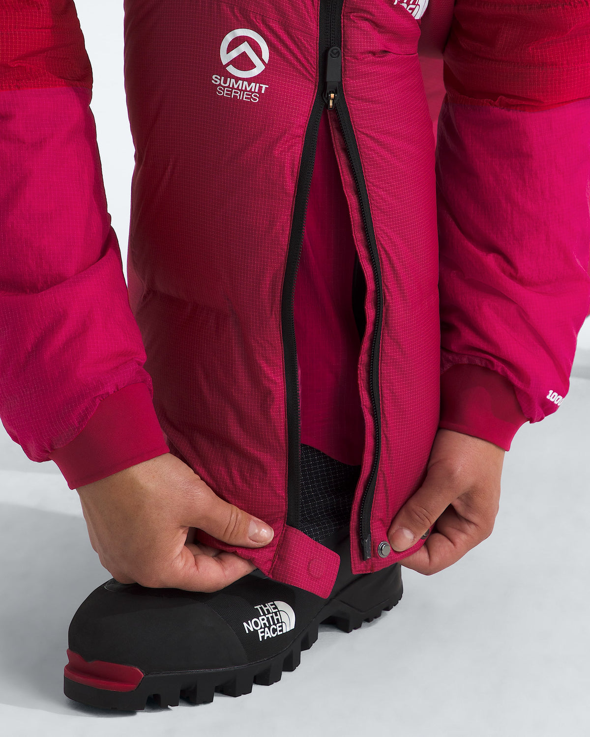 The North Face Women’s Summit CLOUD DOWN AMK Pant