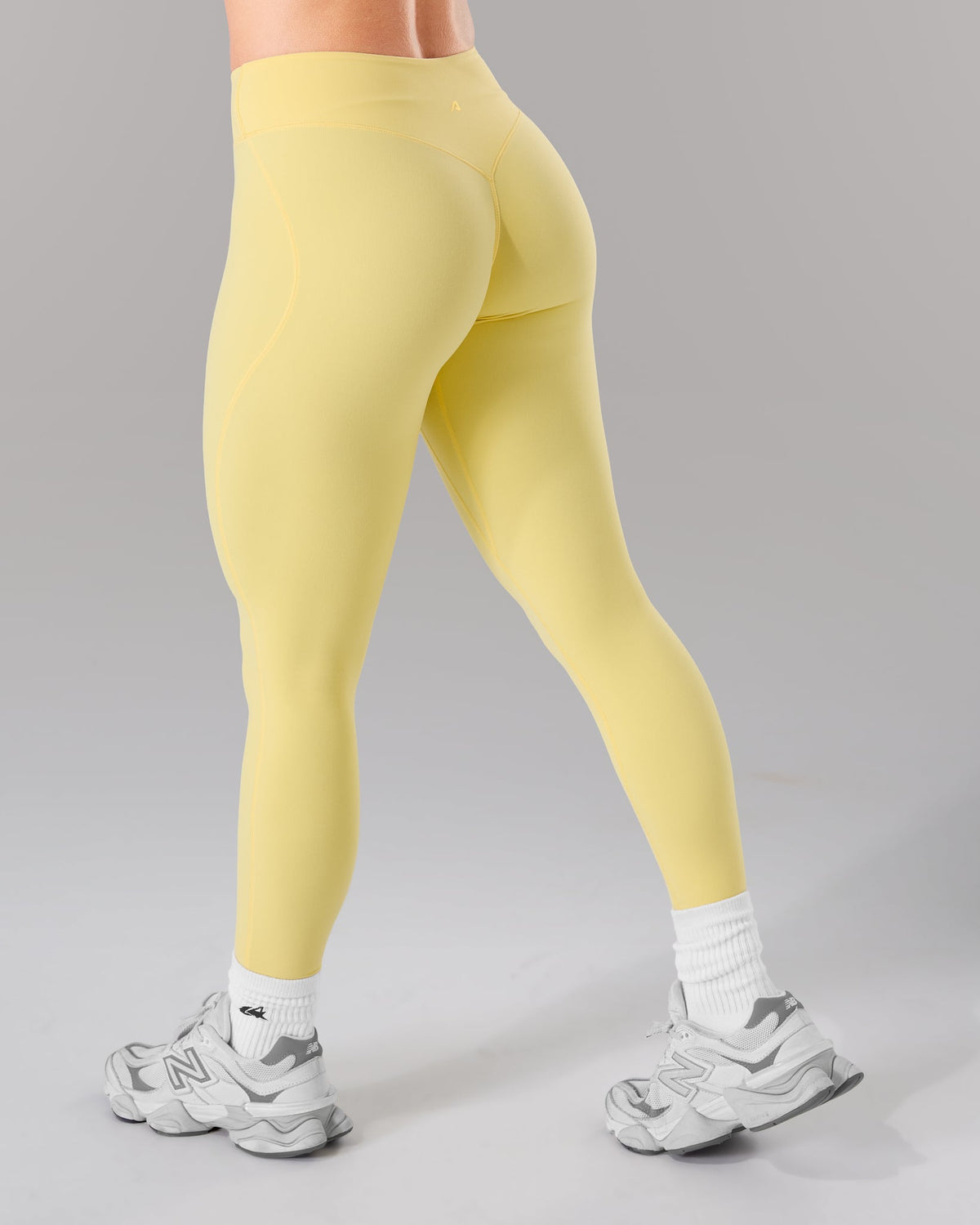 Alphalete Women's Wrap Mid Rise Legging