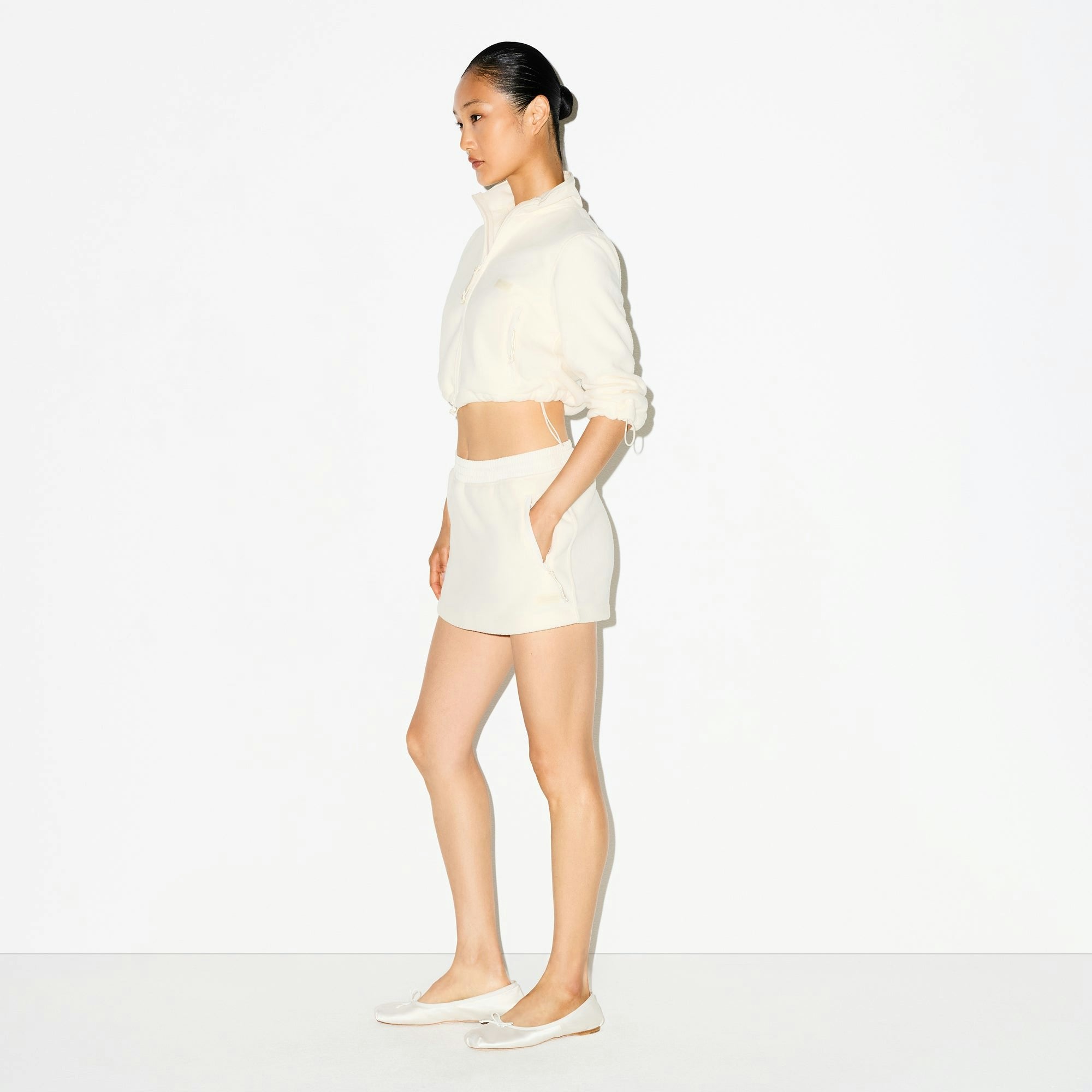 Skims Outdoor Fleece Cropped 3/4 Sleeve Jacket Ecru