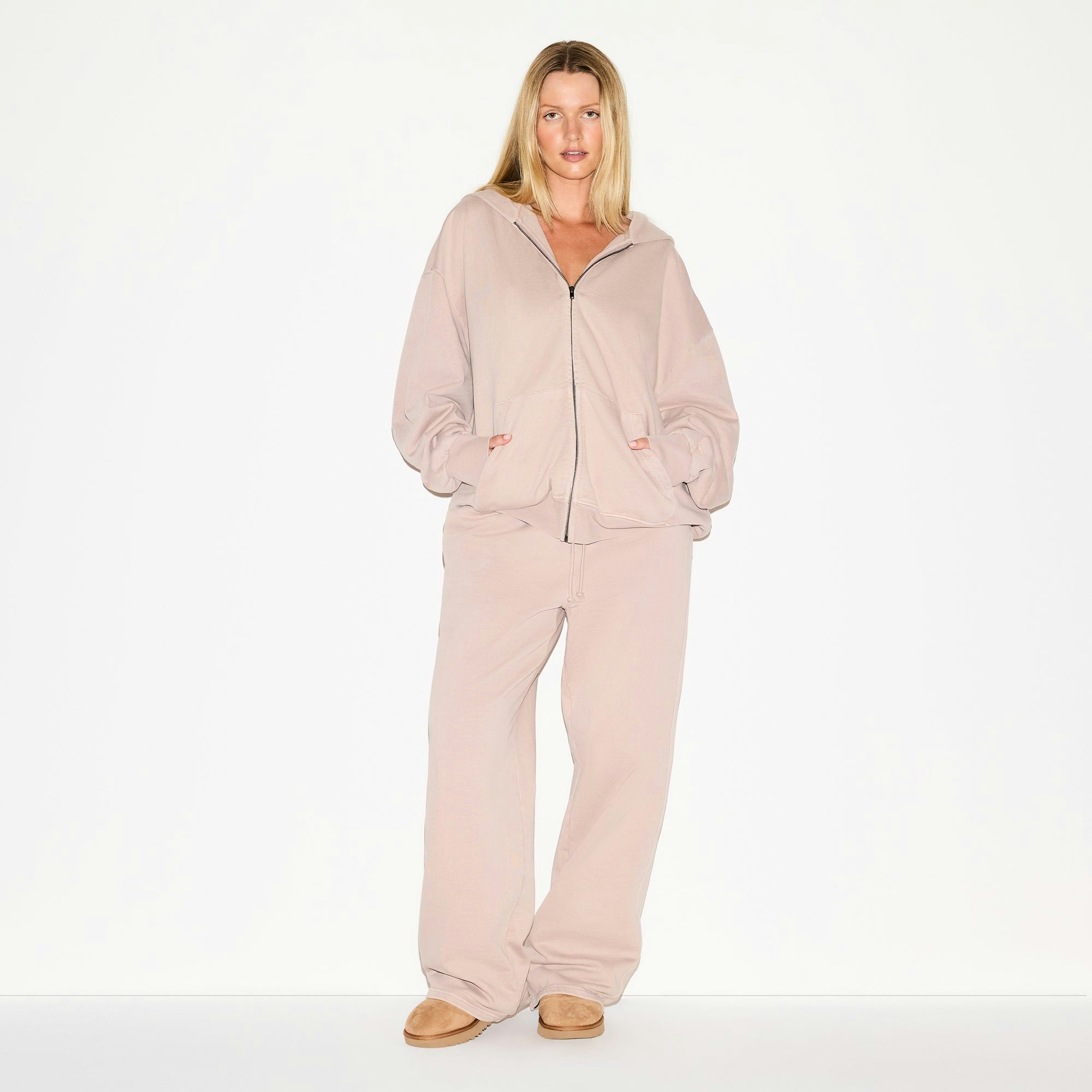 BOYFRIEND FLEECE ZIP UP HOODIE