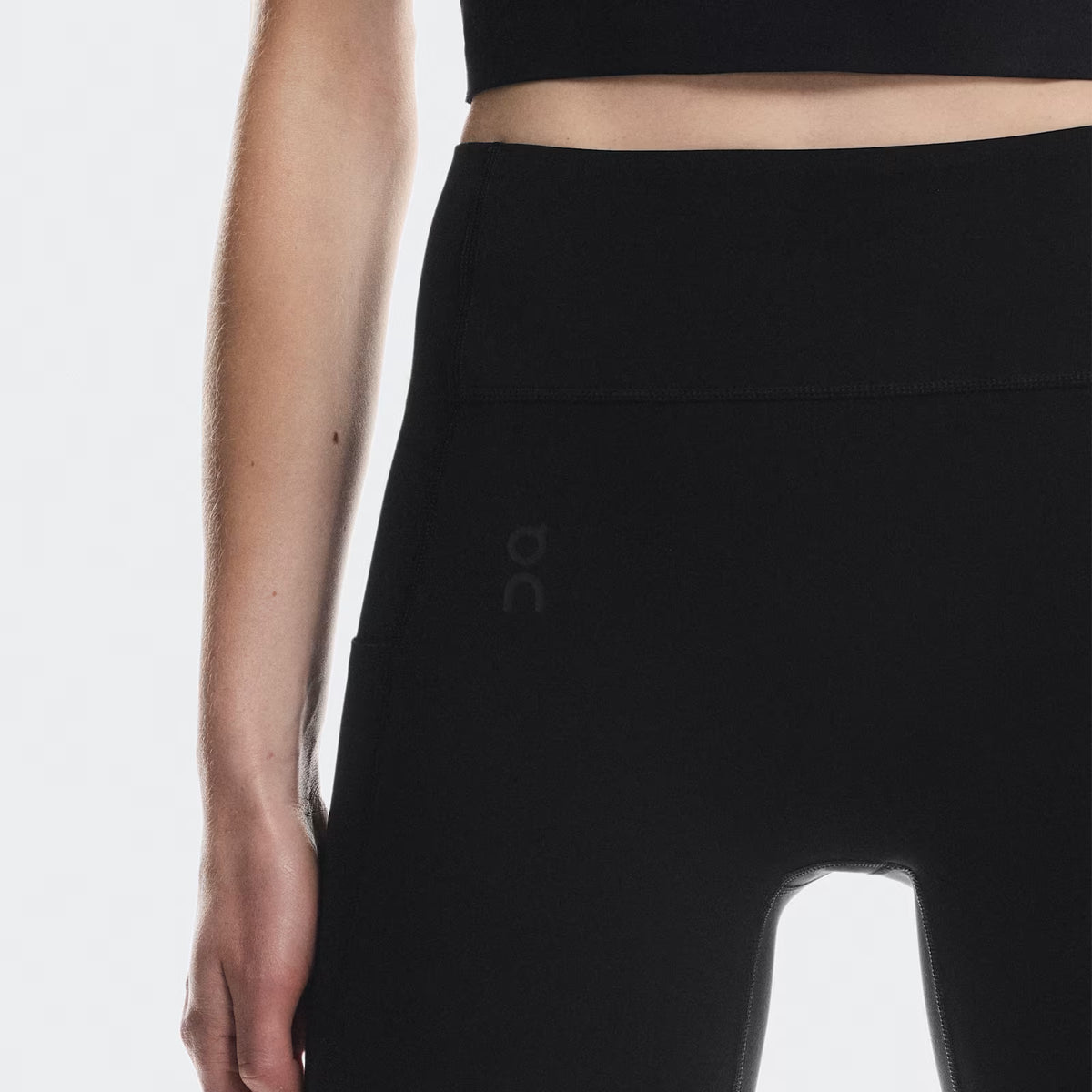 On Studio Tights 7/8 Black (Women'S)
