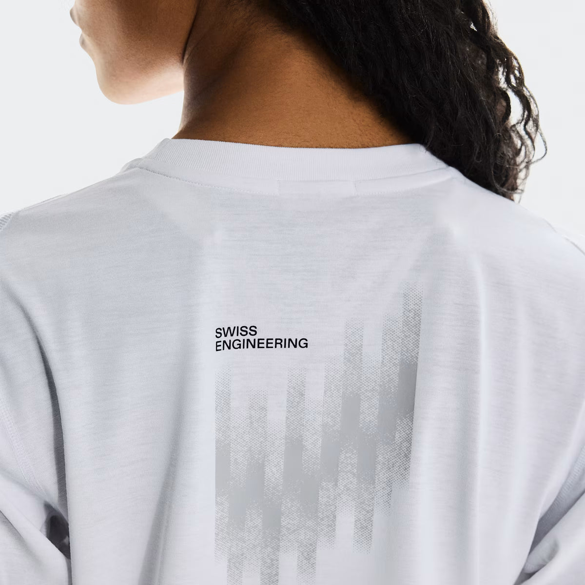 On Train Long-T Crop Graphic White (Women'S)