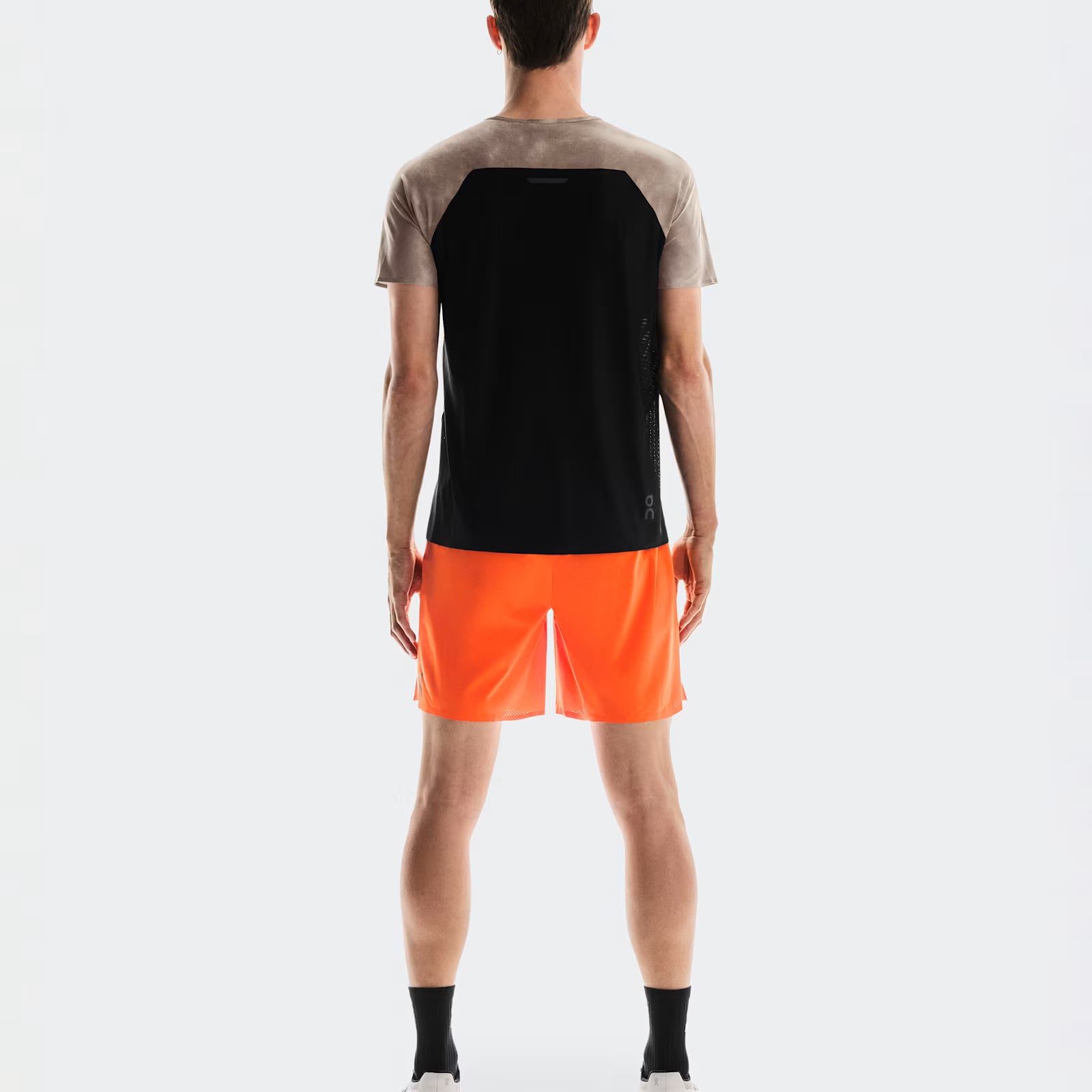 On 7" Performance Shorts Flame
