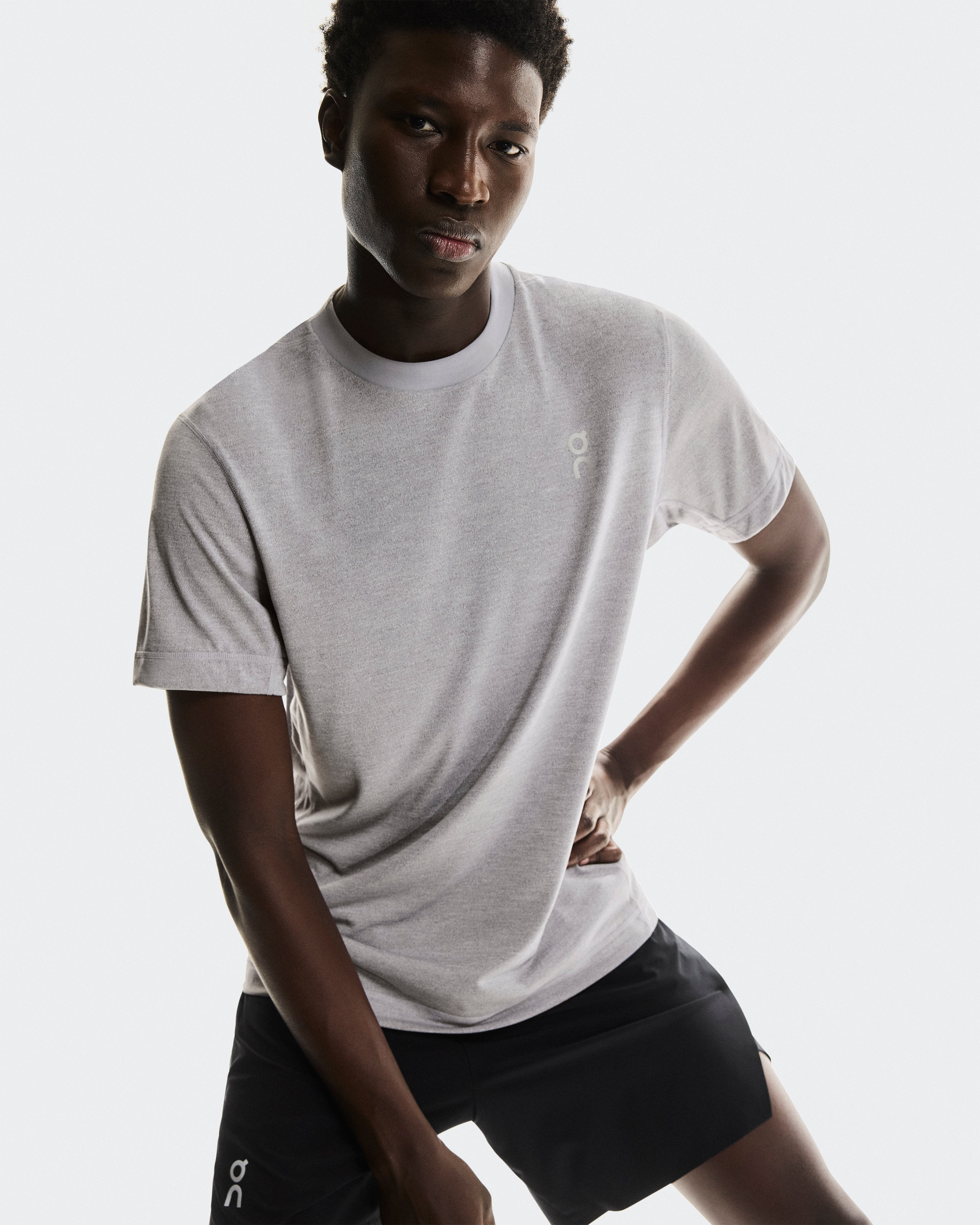 On Train-T Graphic Lilac