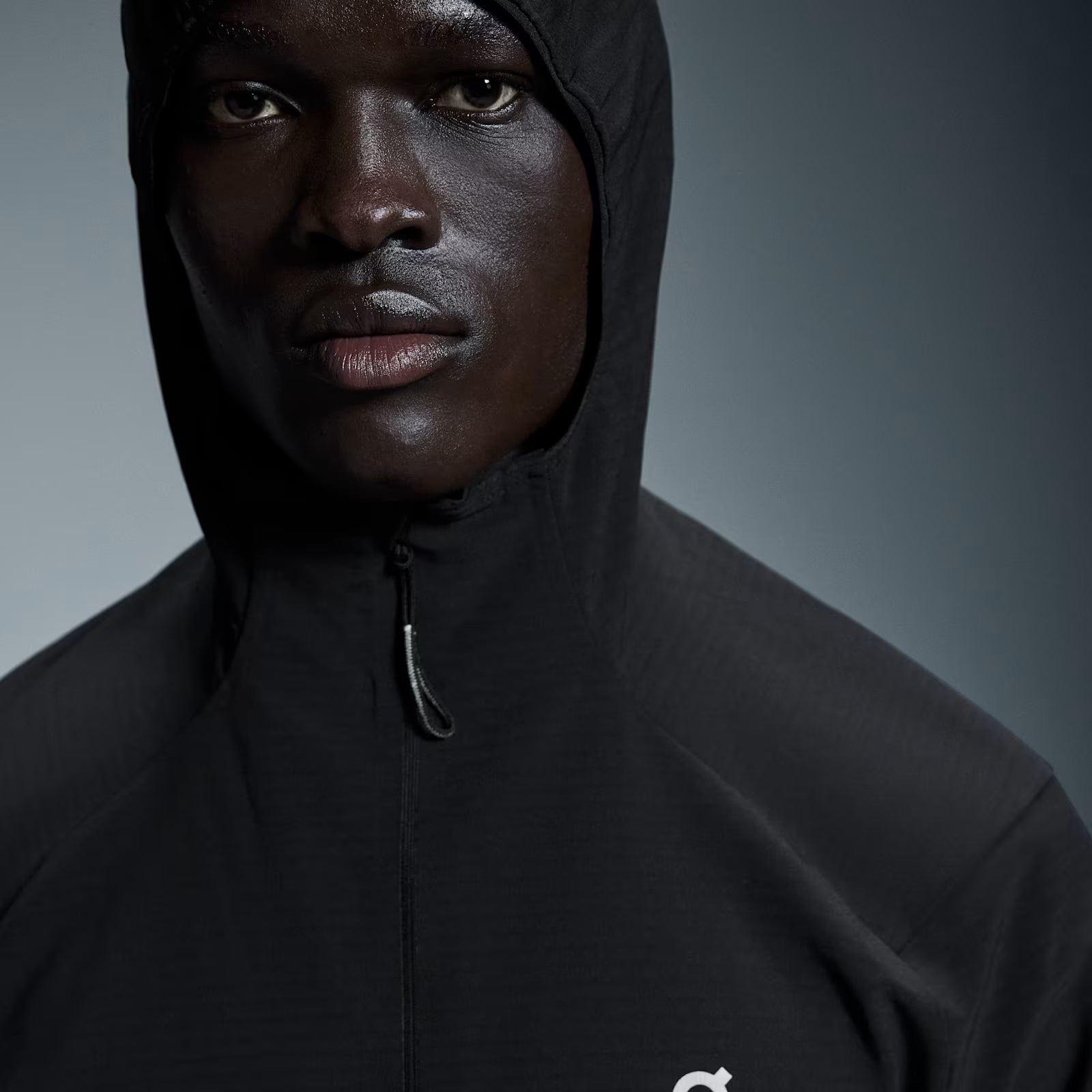 On Pace Hoodie Black