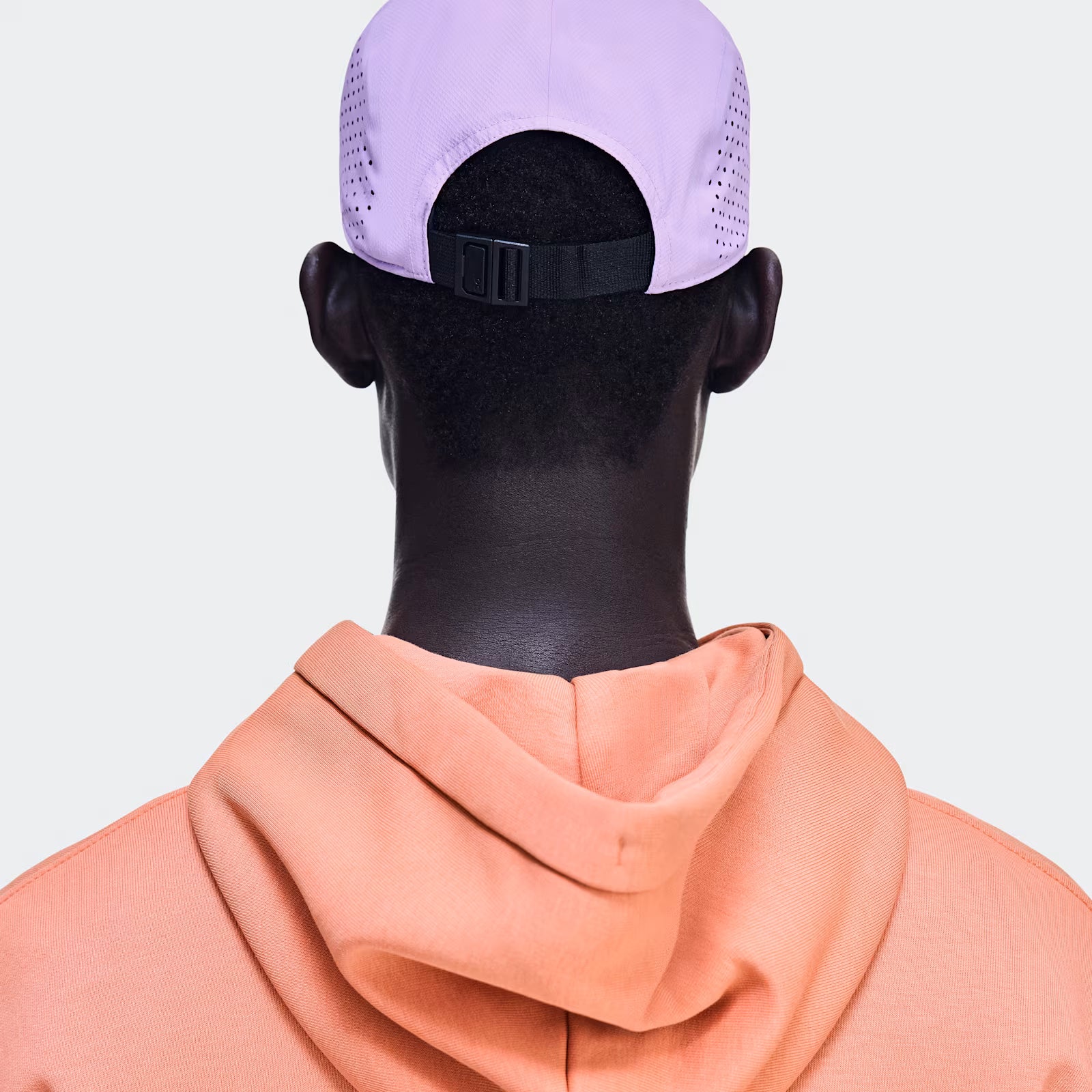 On Lightweight Cap Bloom