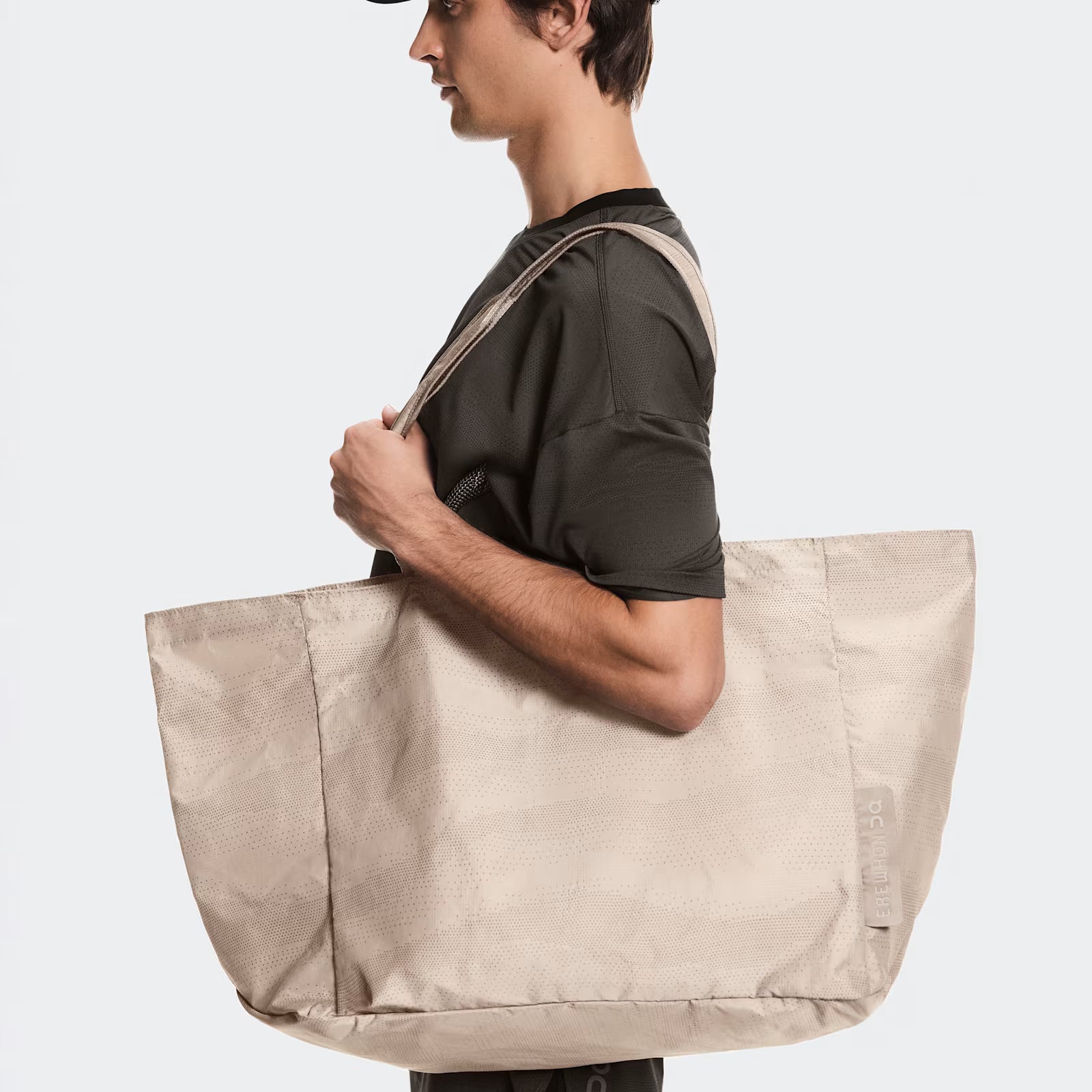 On Cargo Pack Erewhon Cinder