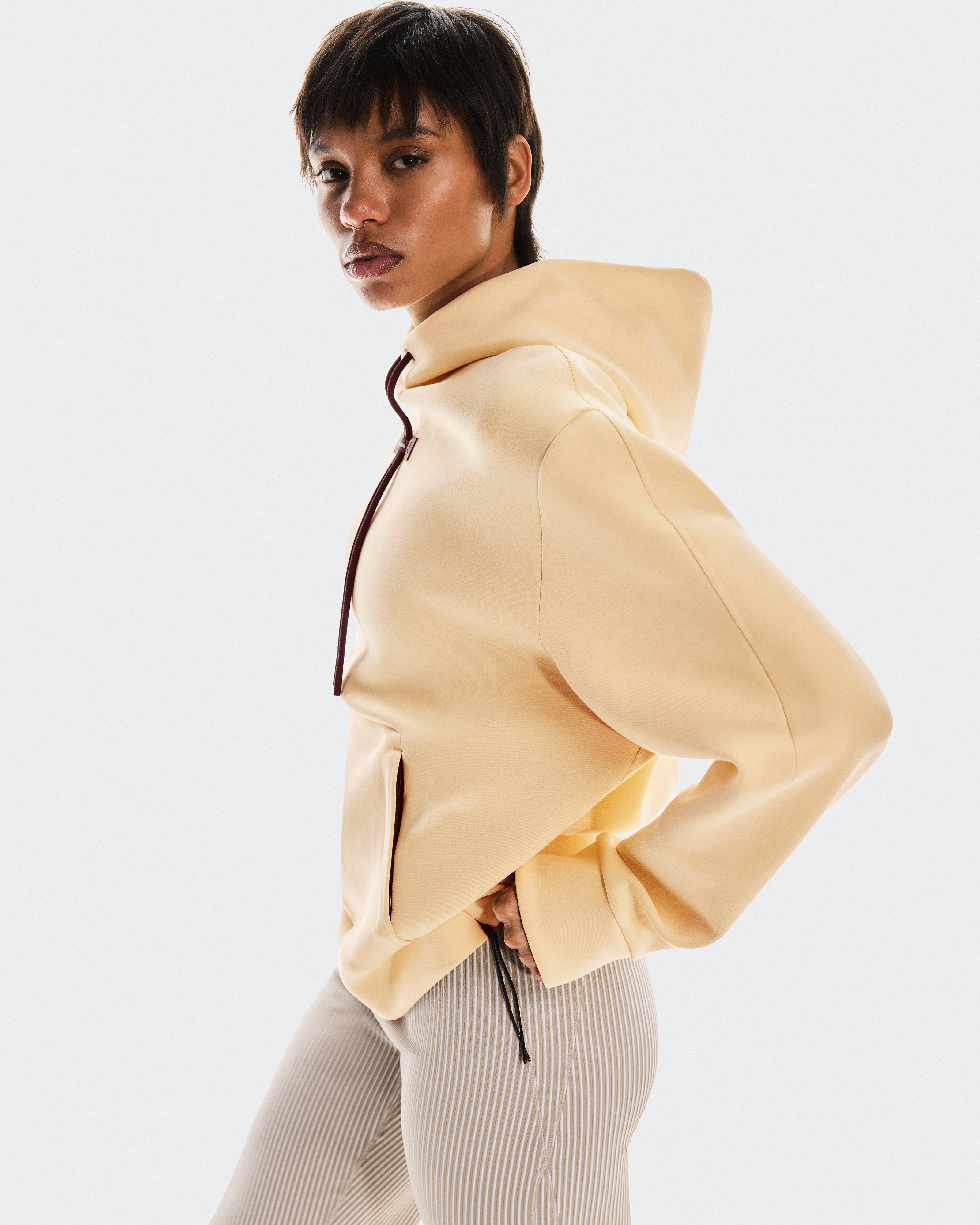 On Focus Tech Hoodie Nectar (Women'S)