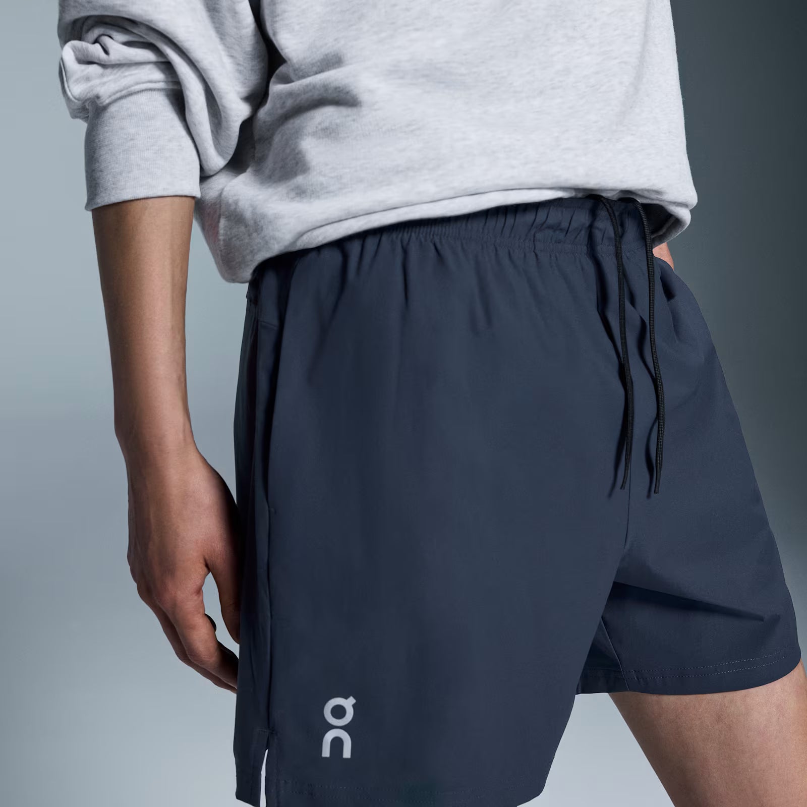 On 5" Core Shorts Midnight