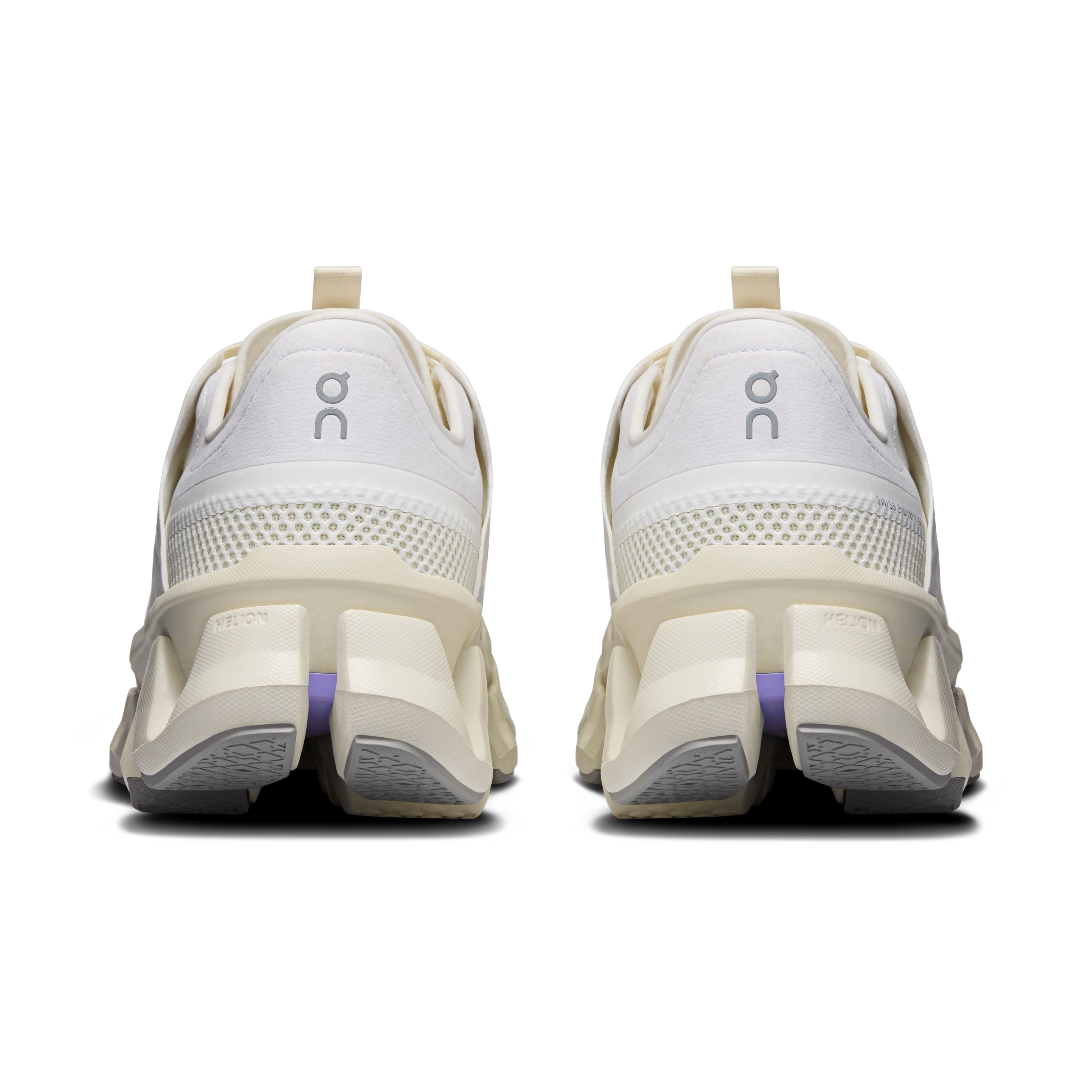 On Cloudswift Amp Ivory Ghost (Women'S)