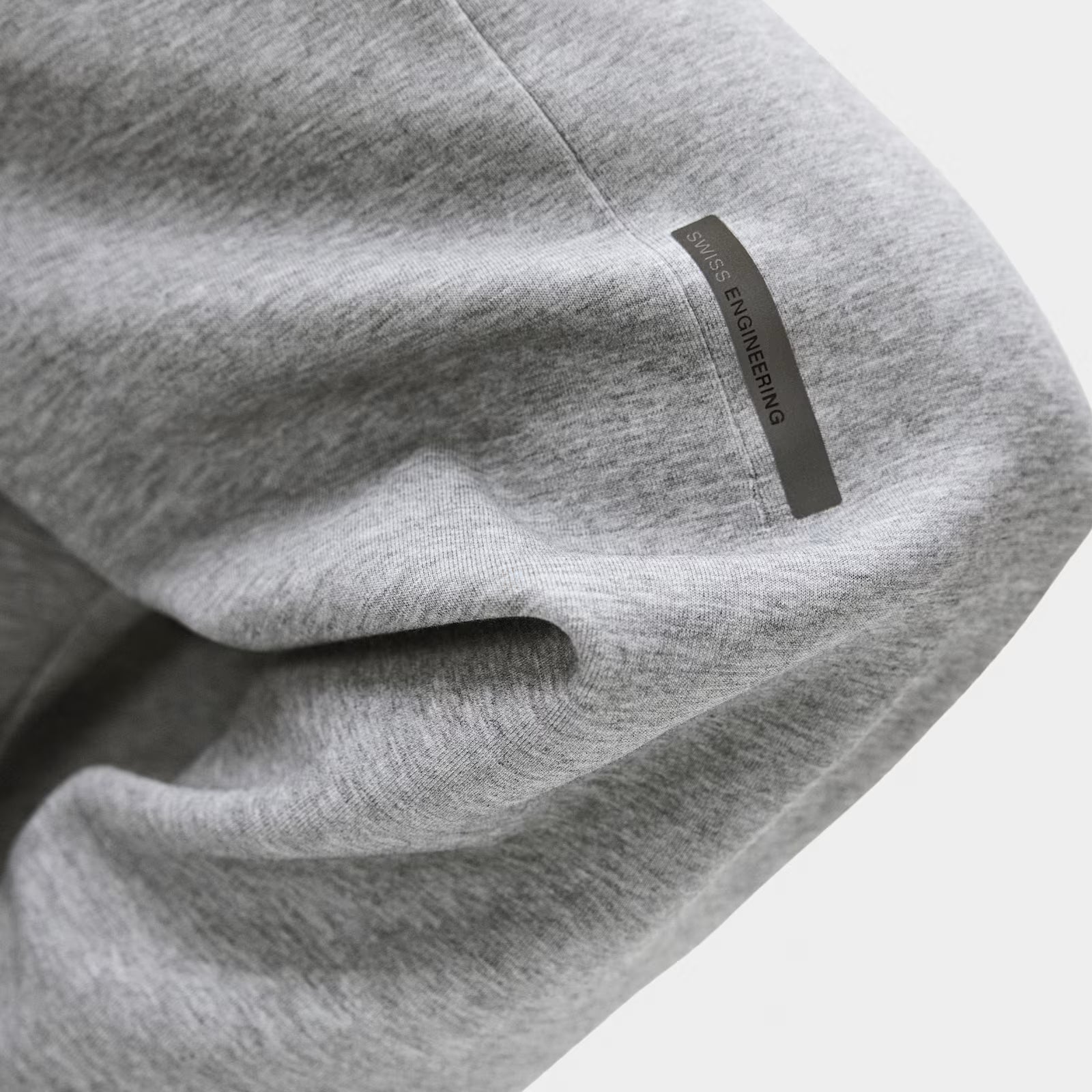 On Focus Tech Zip Hoodie Basalt