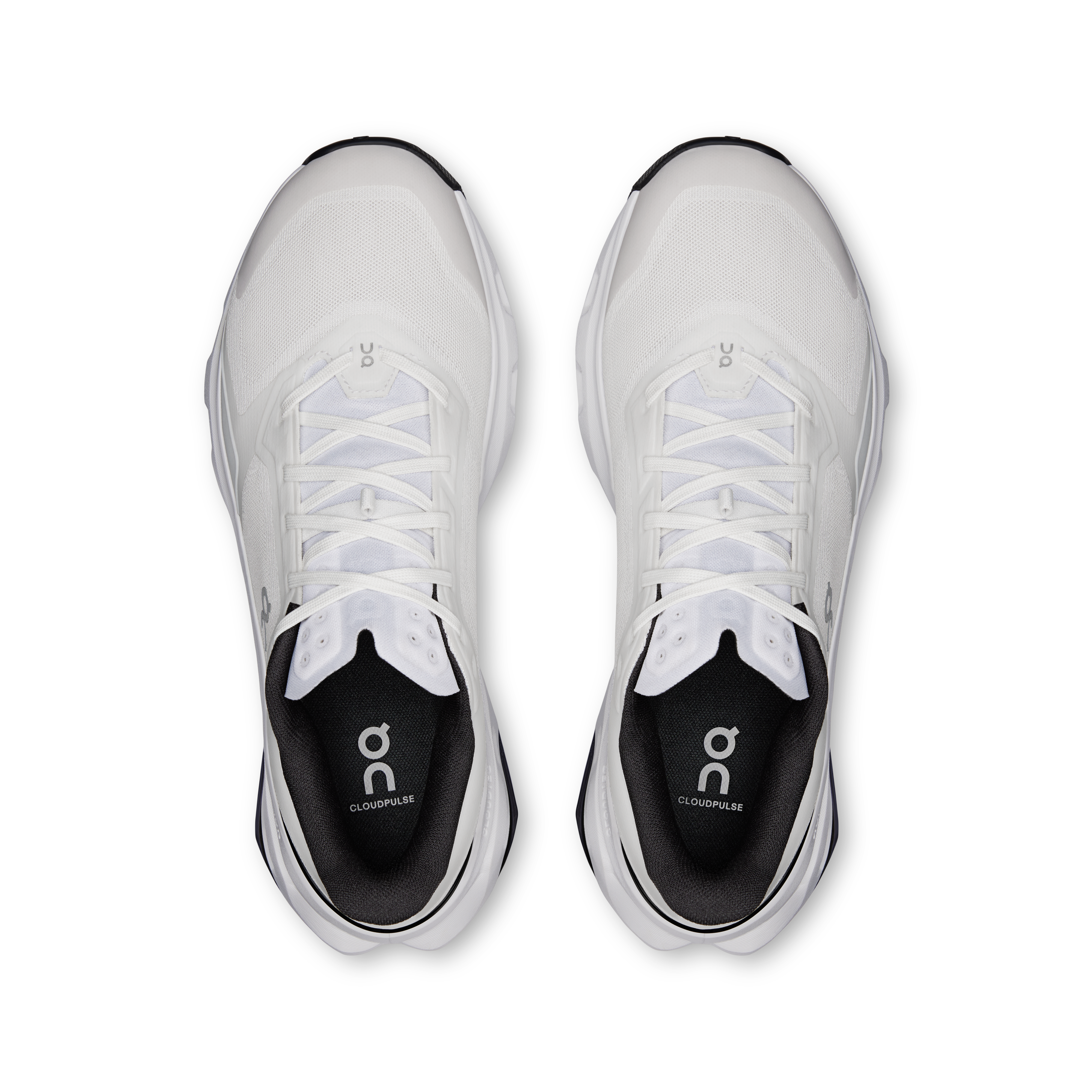 On Cloudpulse 2 White Black