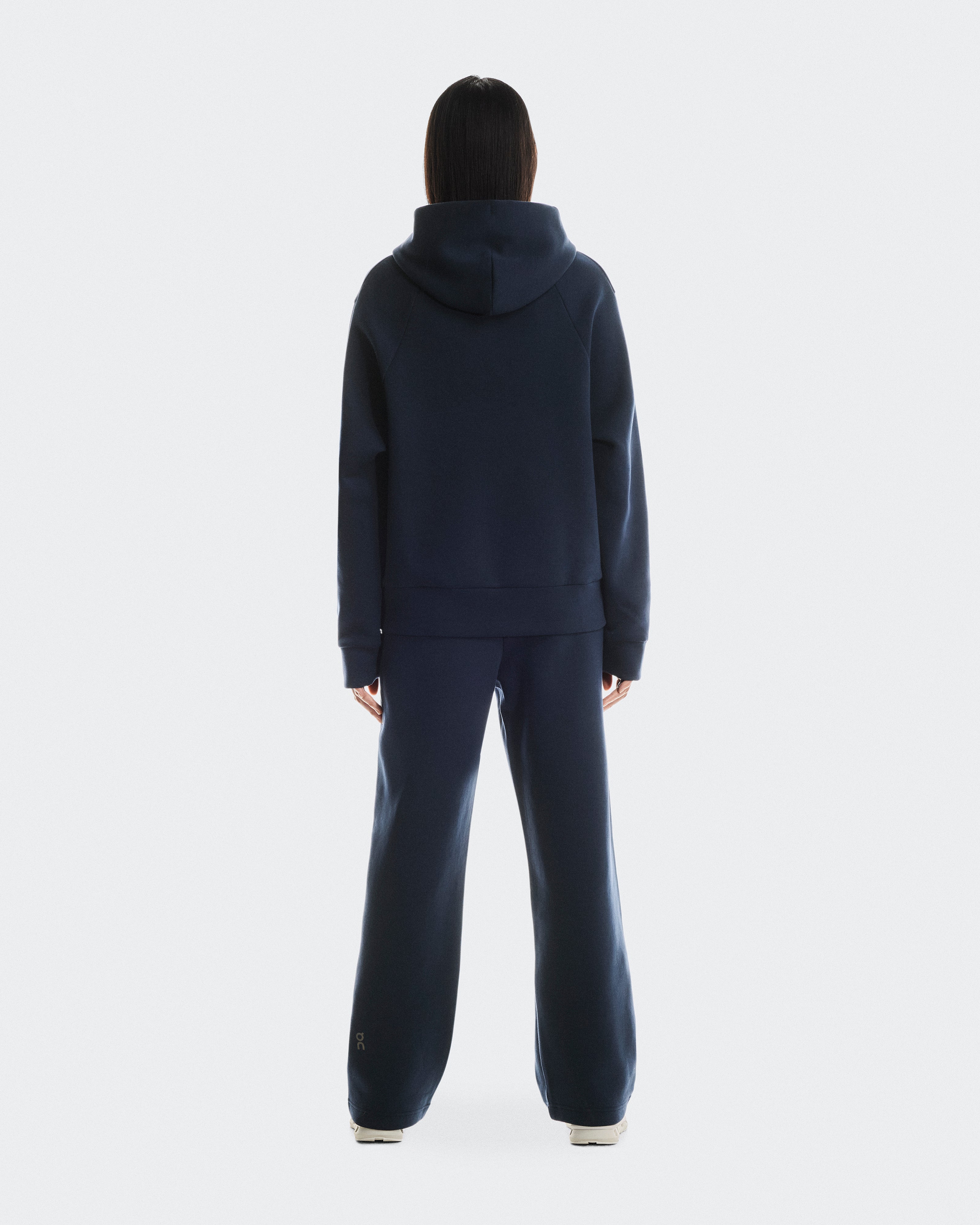 On Focus Tech Hoodie Navy (Women'S)
