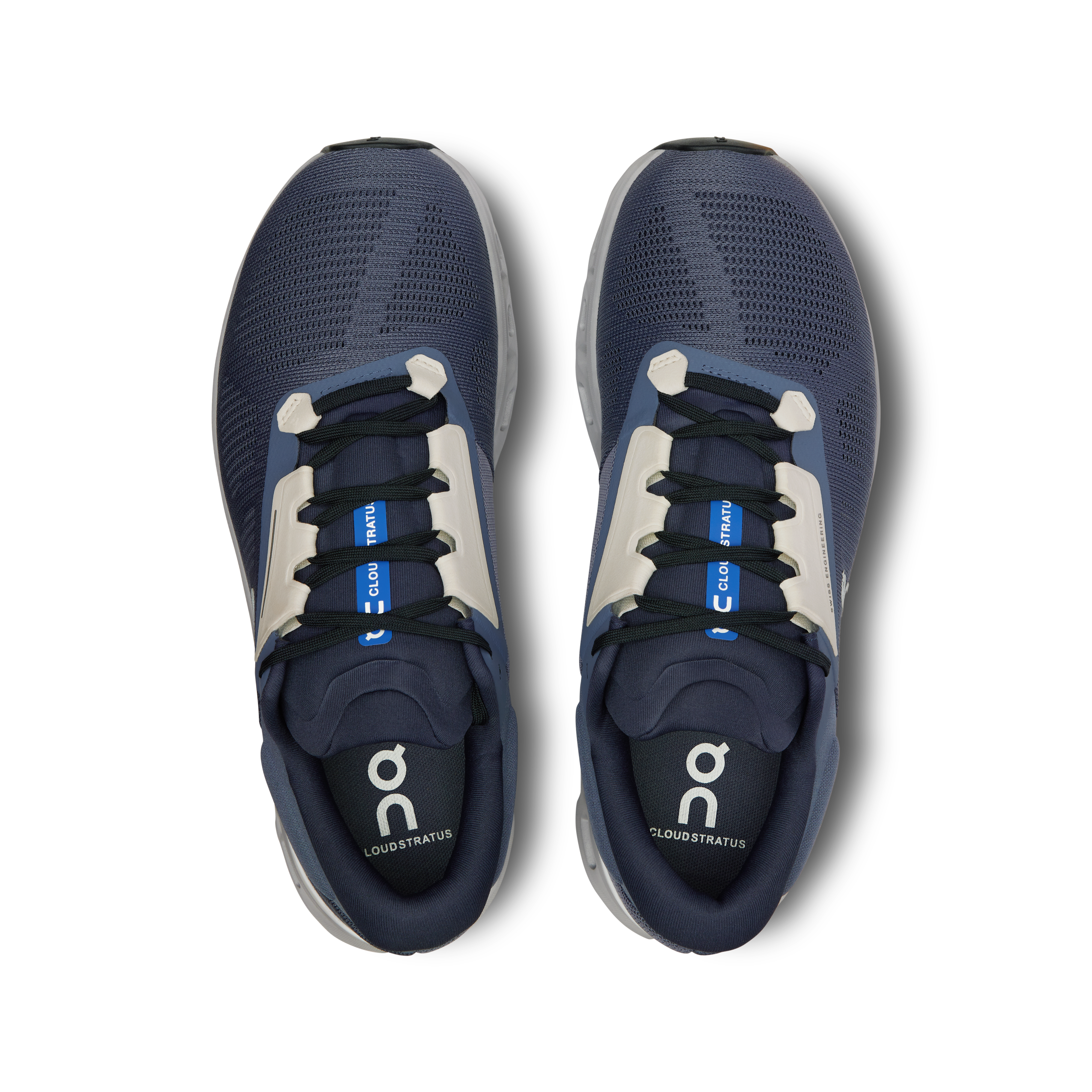 On Cloudstratus 3 Metal Glacier