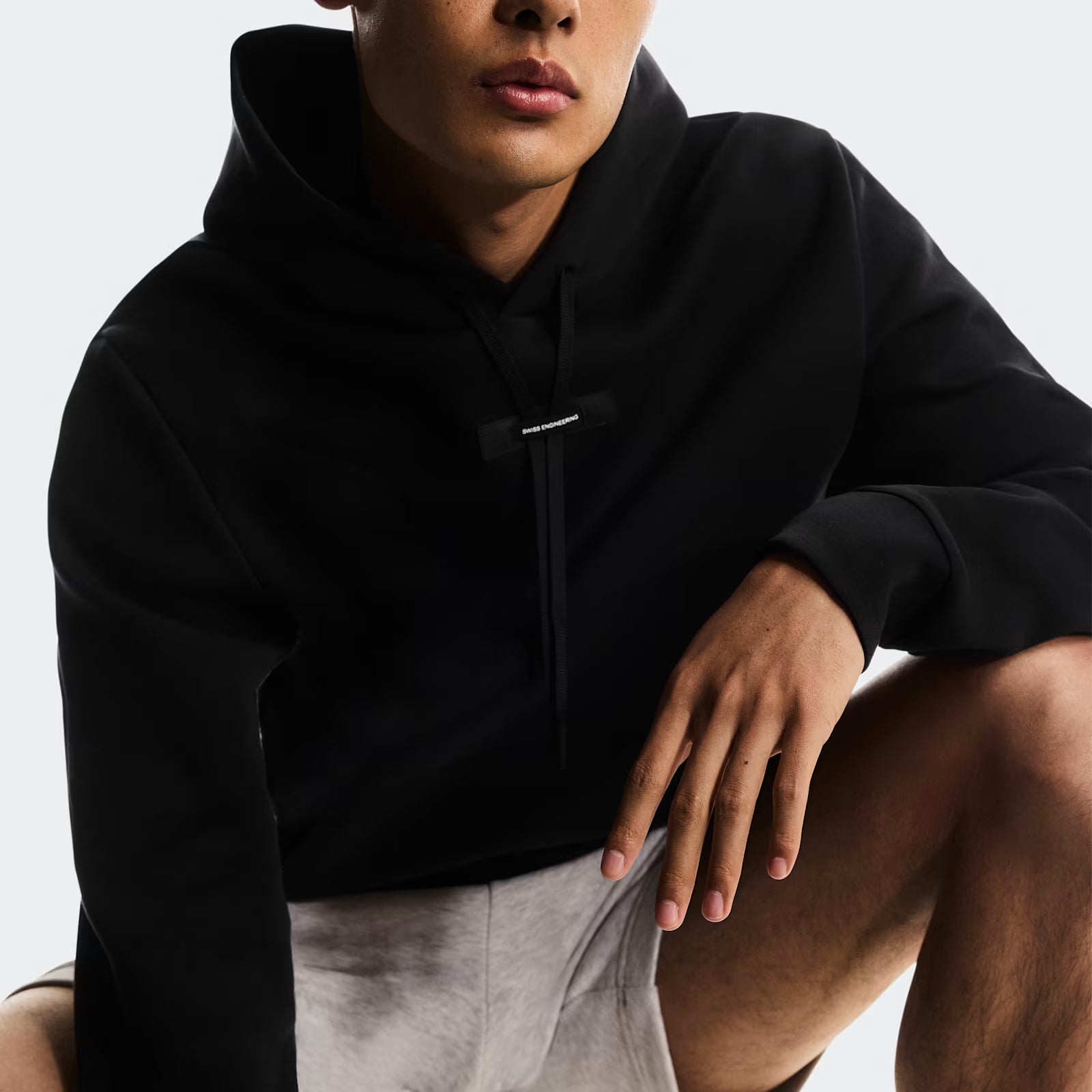 On Focus Tech Hoodie Black