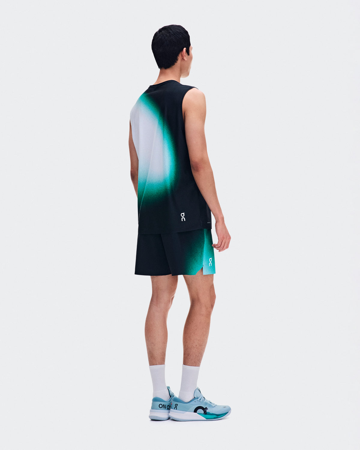On Court Tank Swing Black | Neem