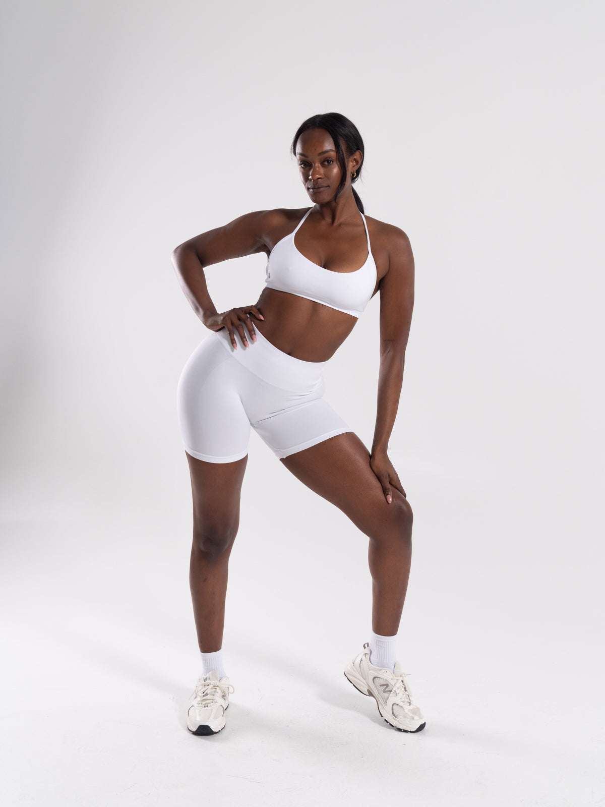Alphalete Women's Pump High Rise Short