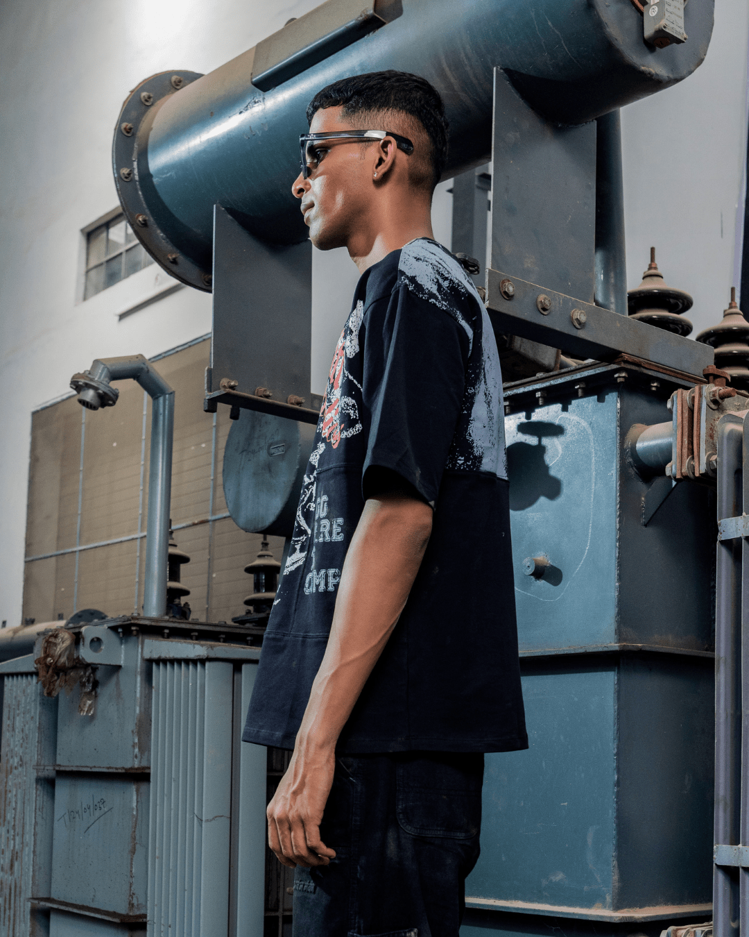 ANGEL GREY PATCH TEE - SULLITT