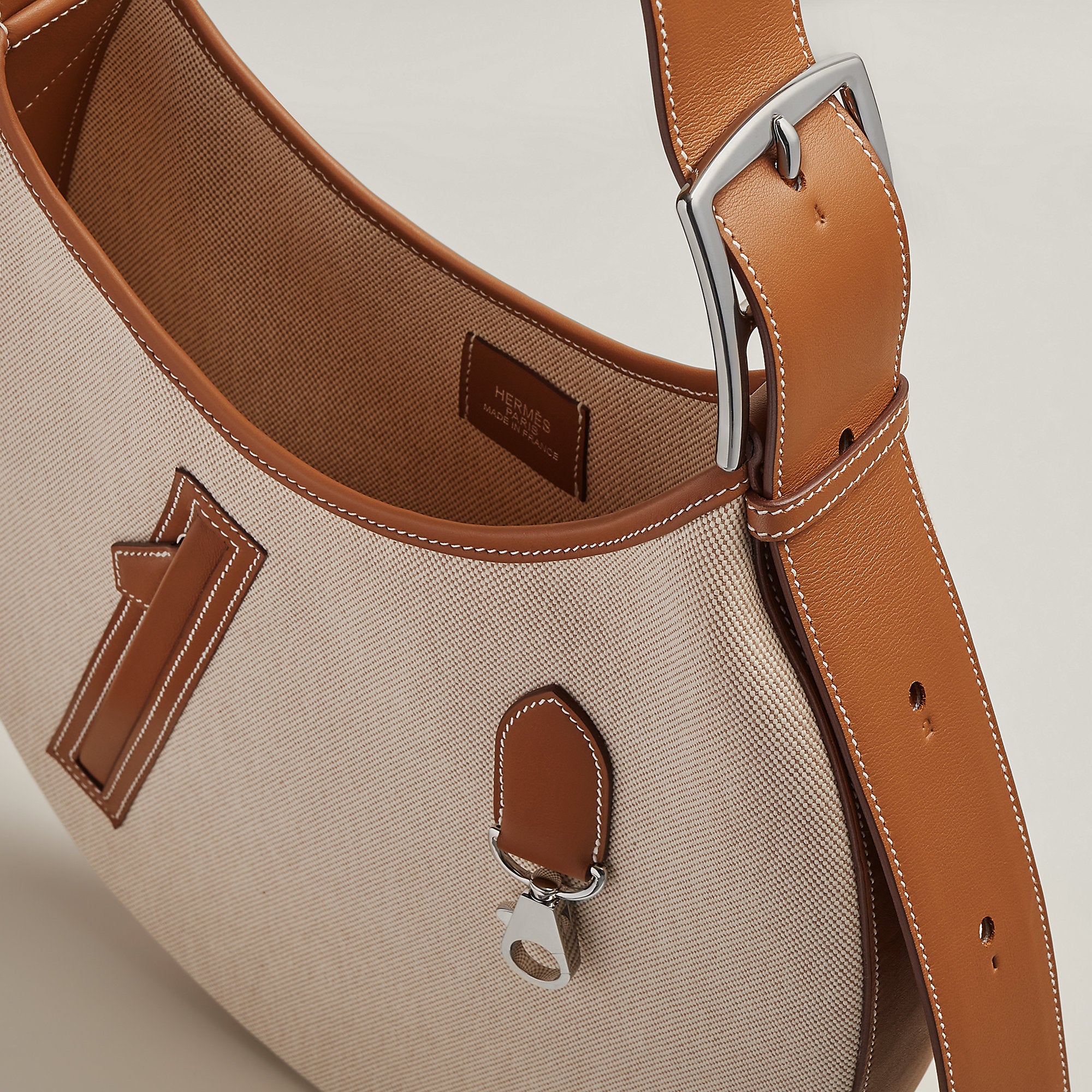 Hermes Arcon Bag Cru