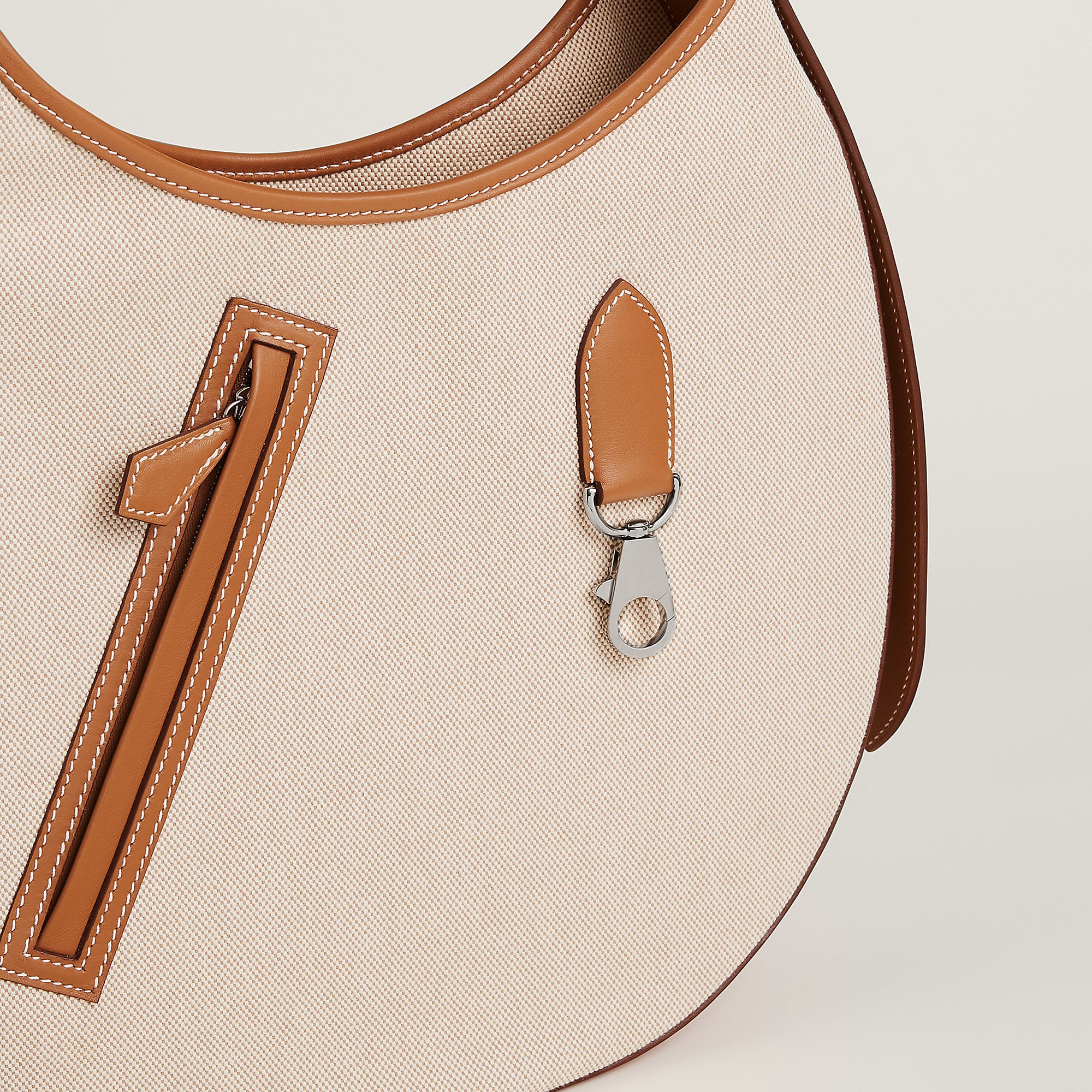 Hermes Arcon Bag Cru