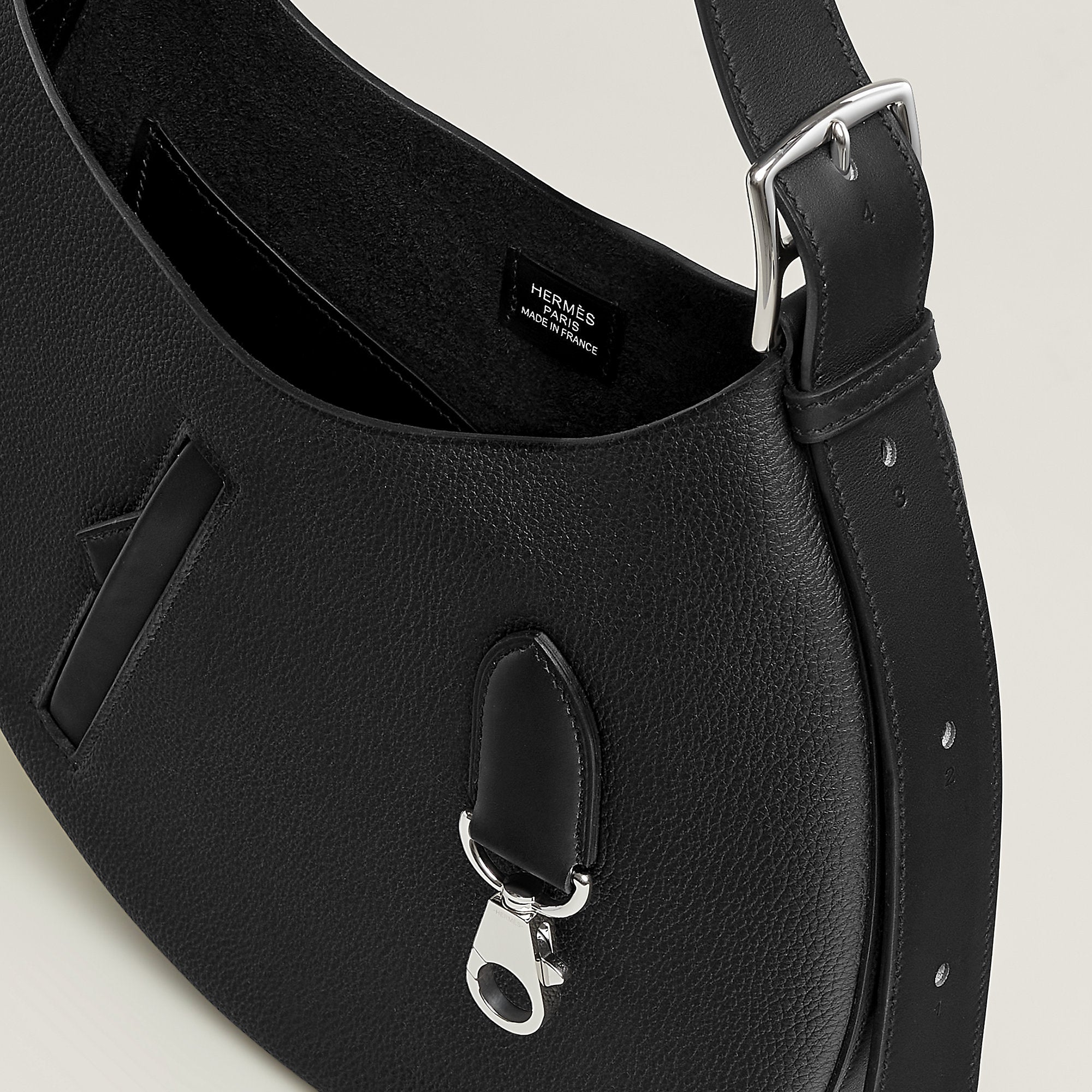 Hermes Arcon Slim Bag Noir