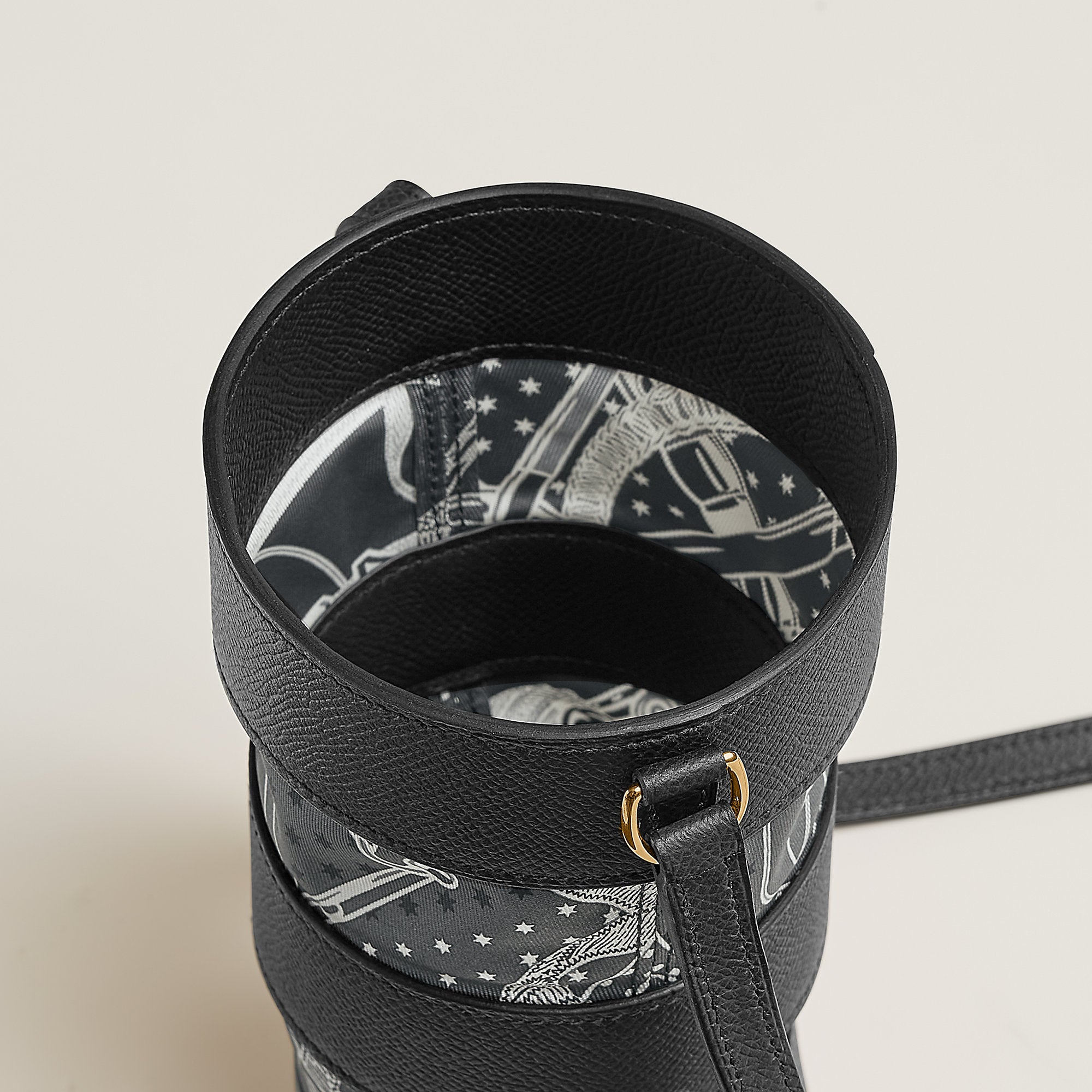 Hermes Avecsoie In The Pocket Water Bottle Holder Noir