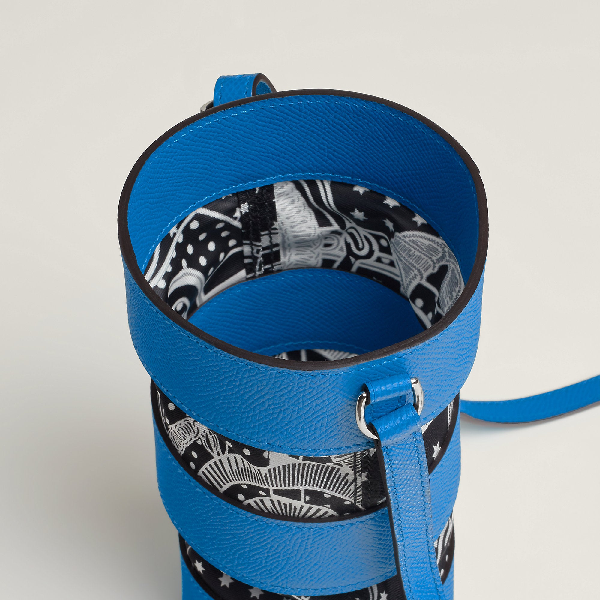 Hermes Avecsoie In The Pocket Water Bottle Holder Bleu Zanzibar