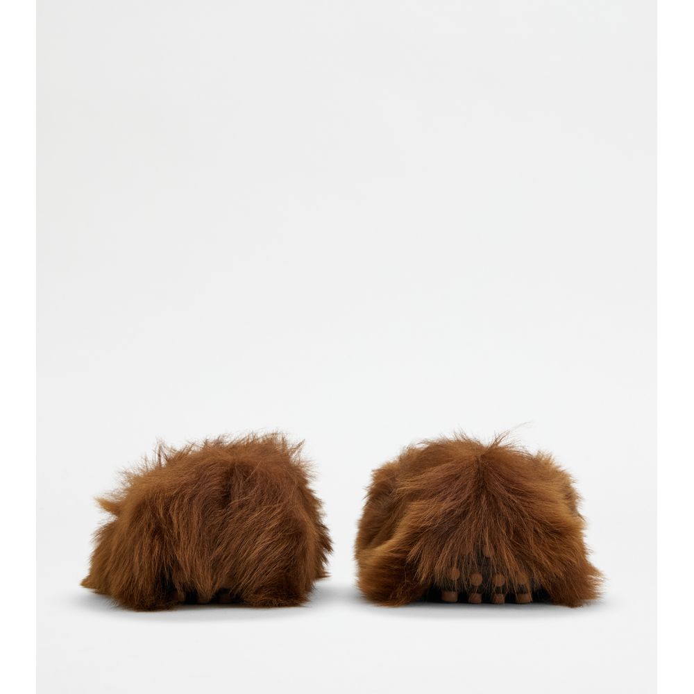 Tods Gommino Driving Shoes In Fur Brown Womens