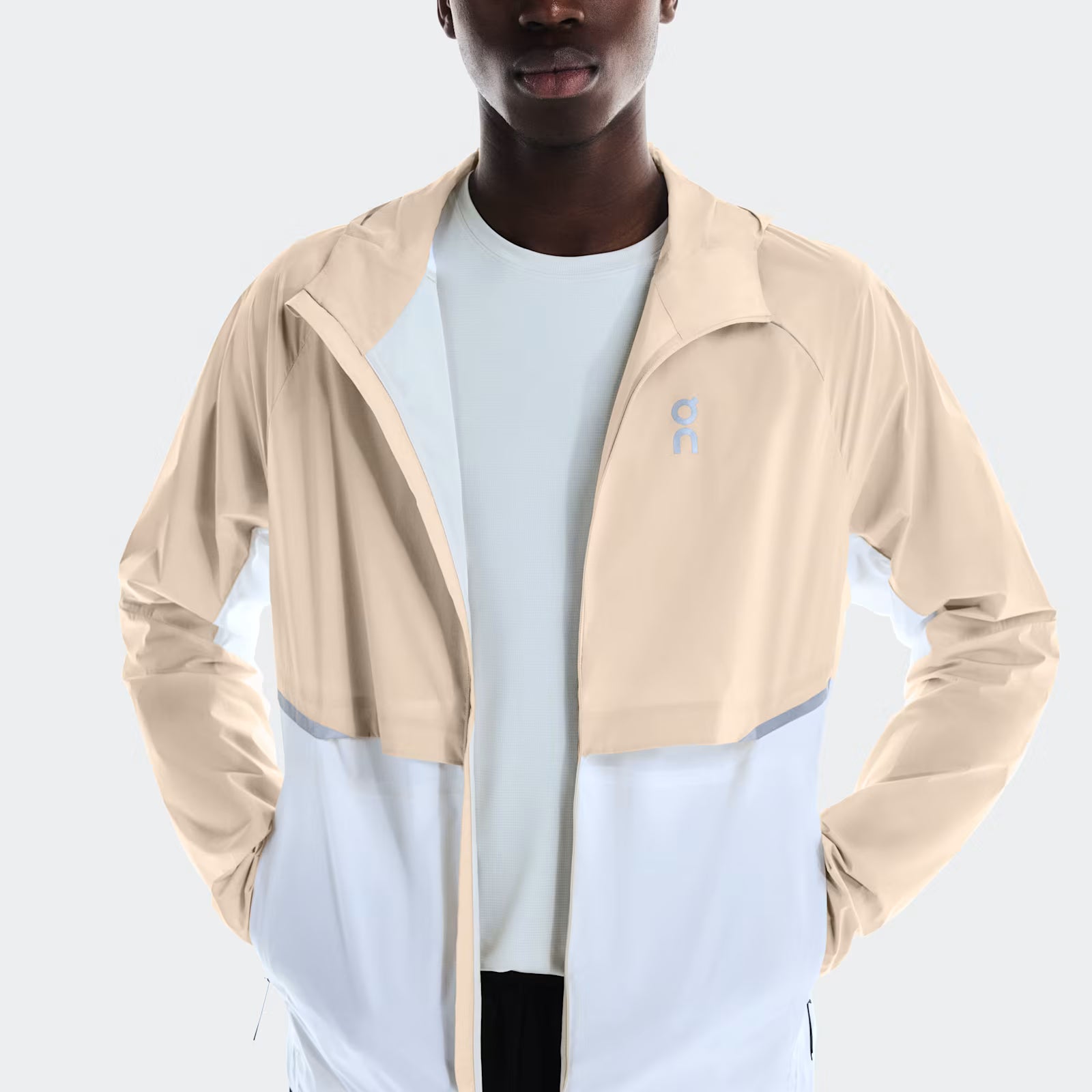 On Core Jacket Sand | White