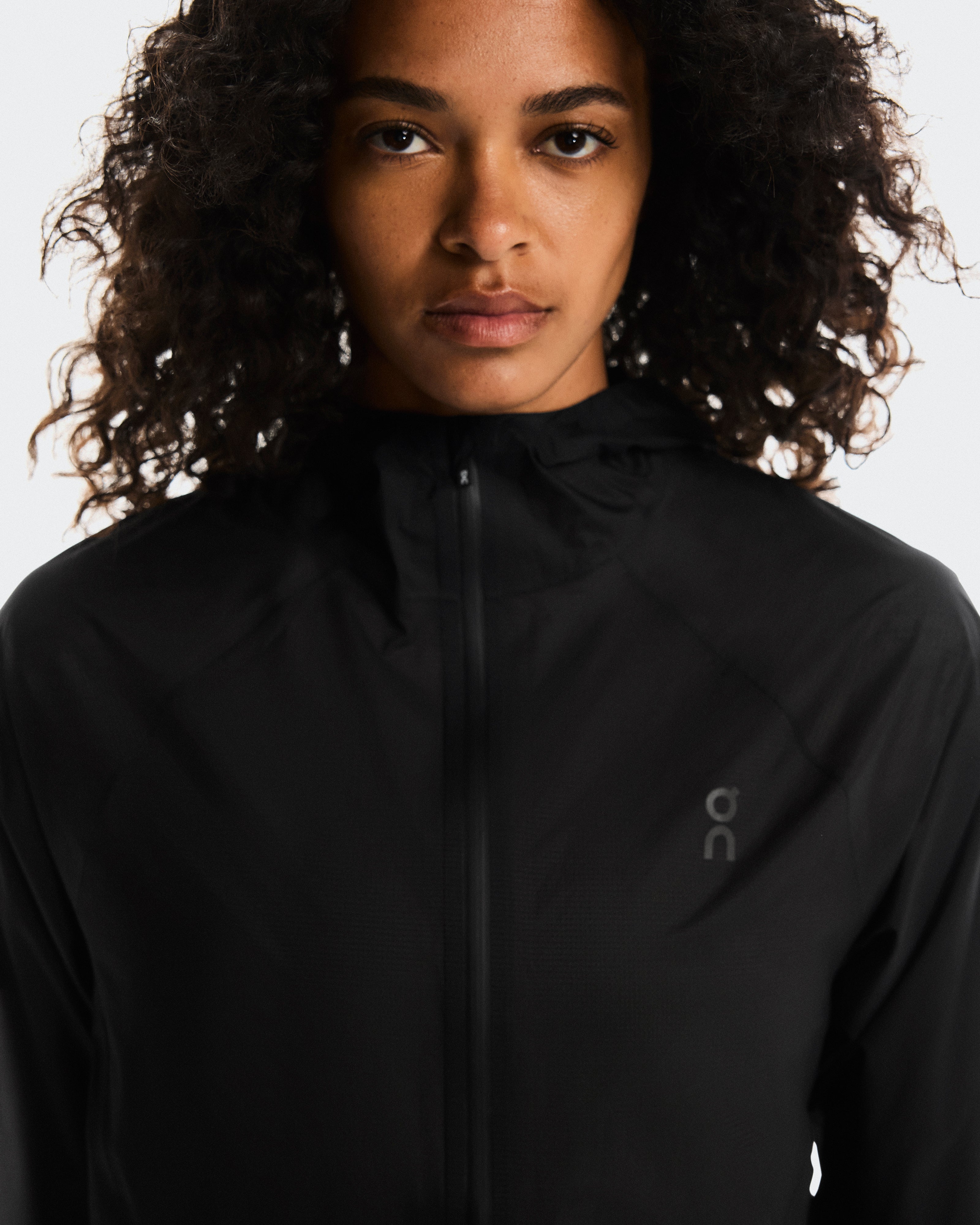 On Ultra Jacket Black (Women'S)