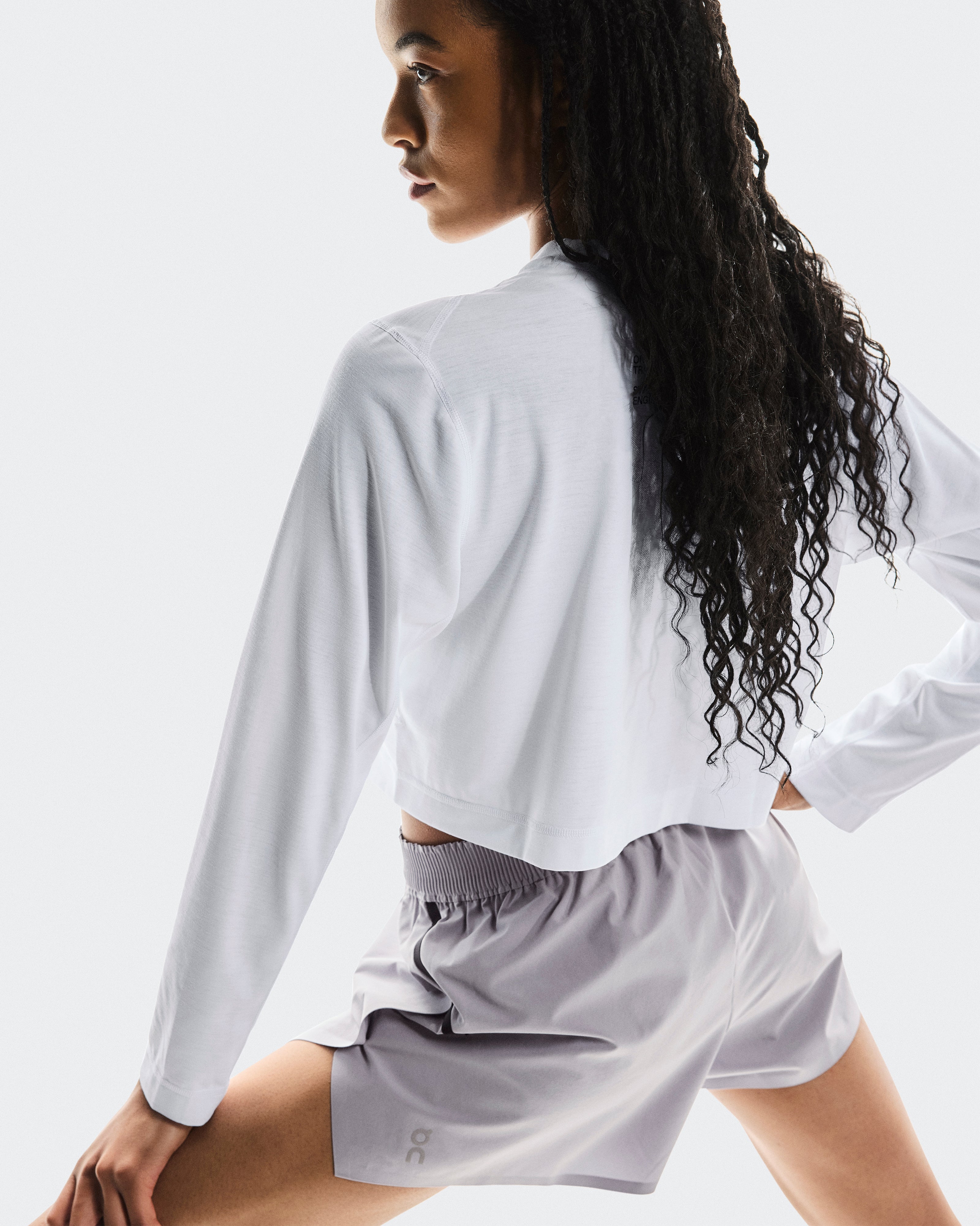 On Train Long-T Crop Graphic White (Women'S)
