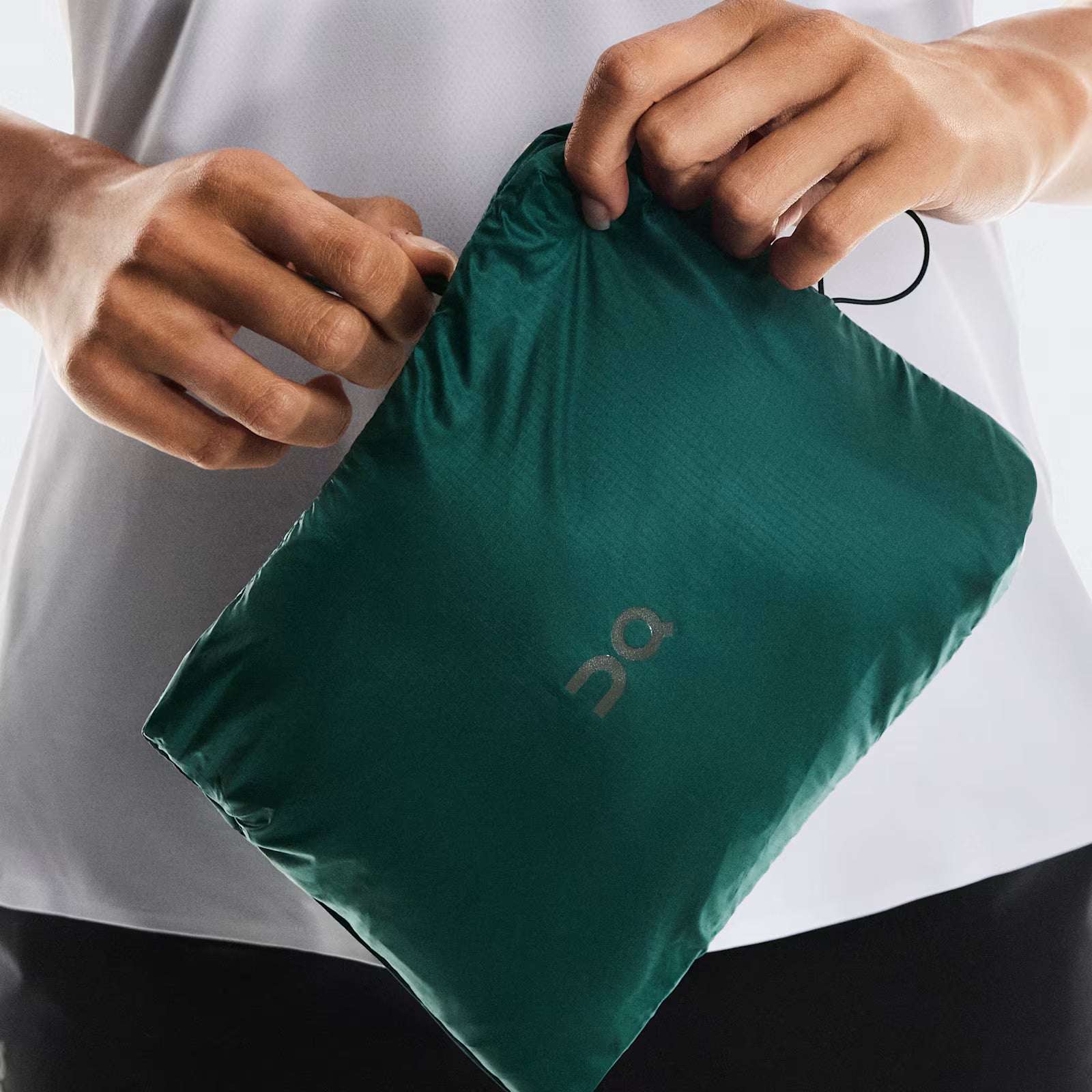 On Weather Jacket Spirulina | Olive (Women'S)