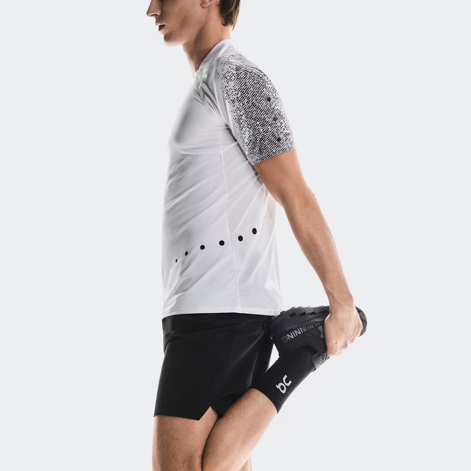 On Ultra Shorts Black