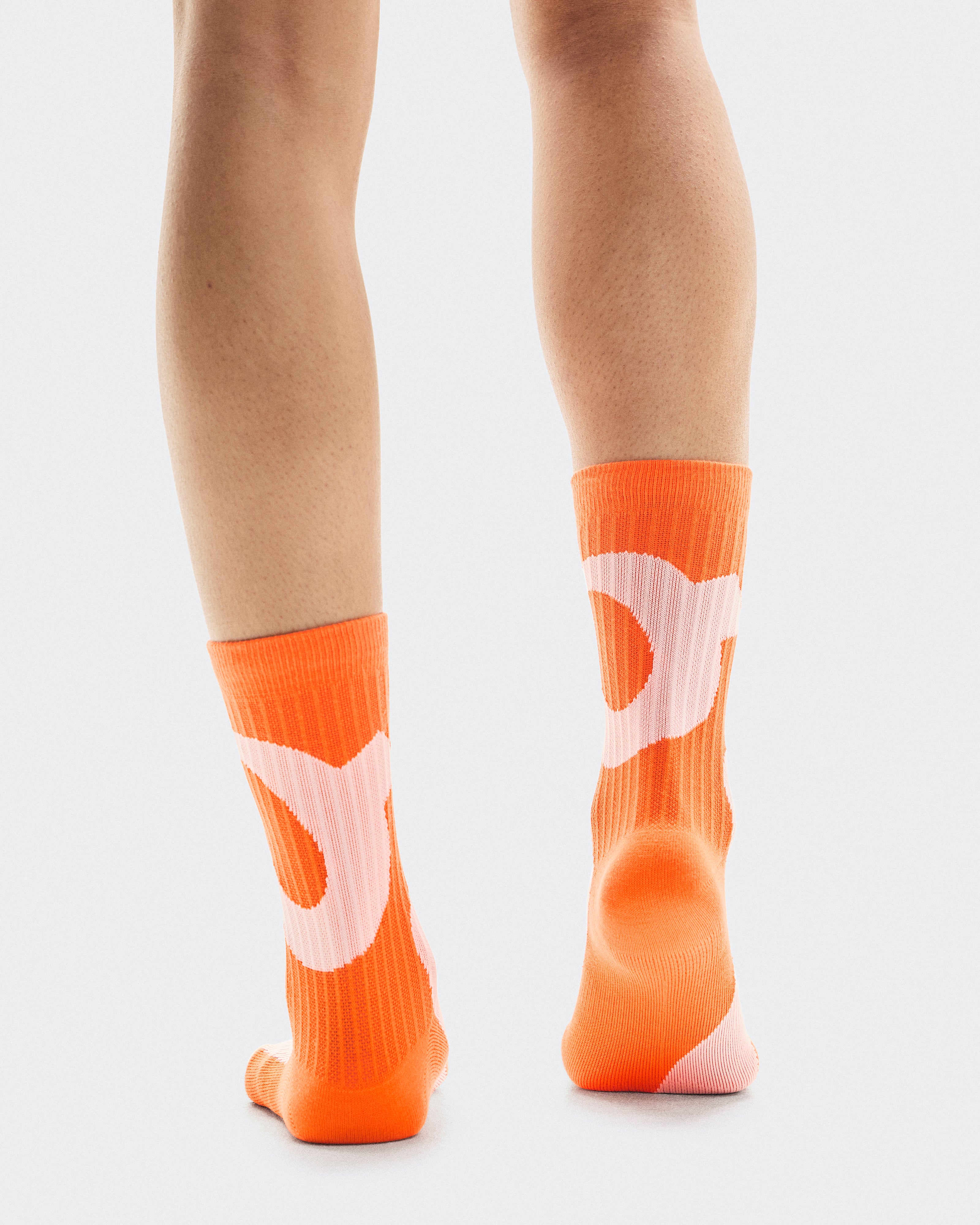 On Liquid Logo Sock High 2P Ivory | Flame