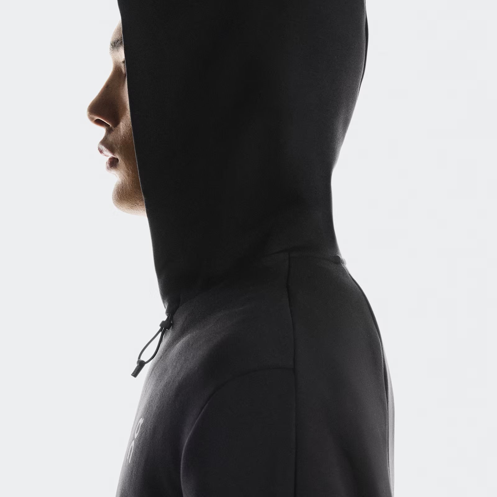 On Focus Tech Zip Hoodie Black