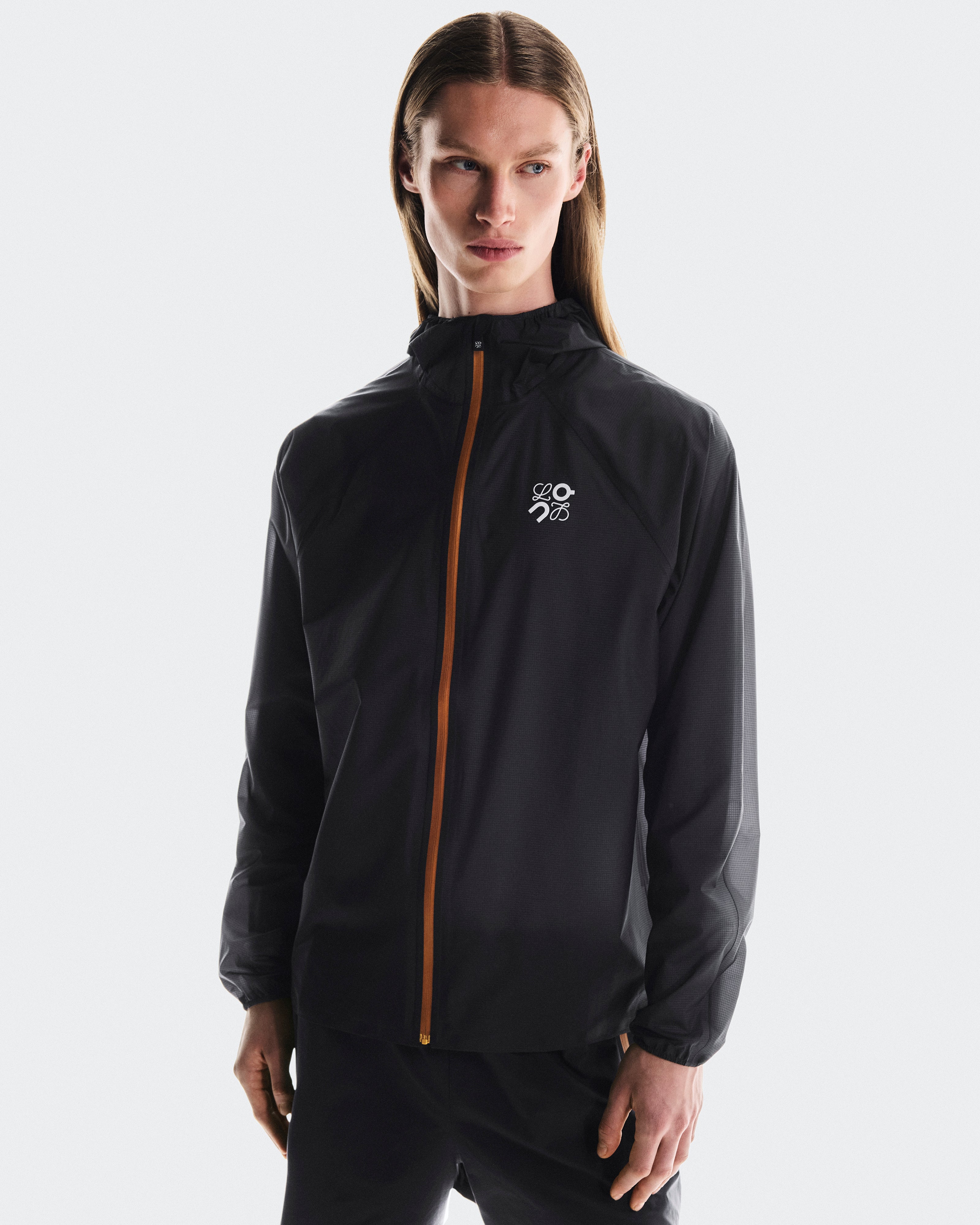 On Ultra Jacket Loewe Black