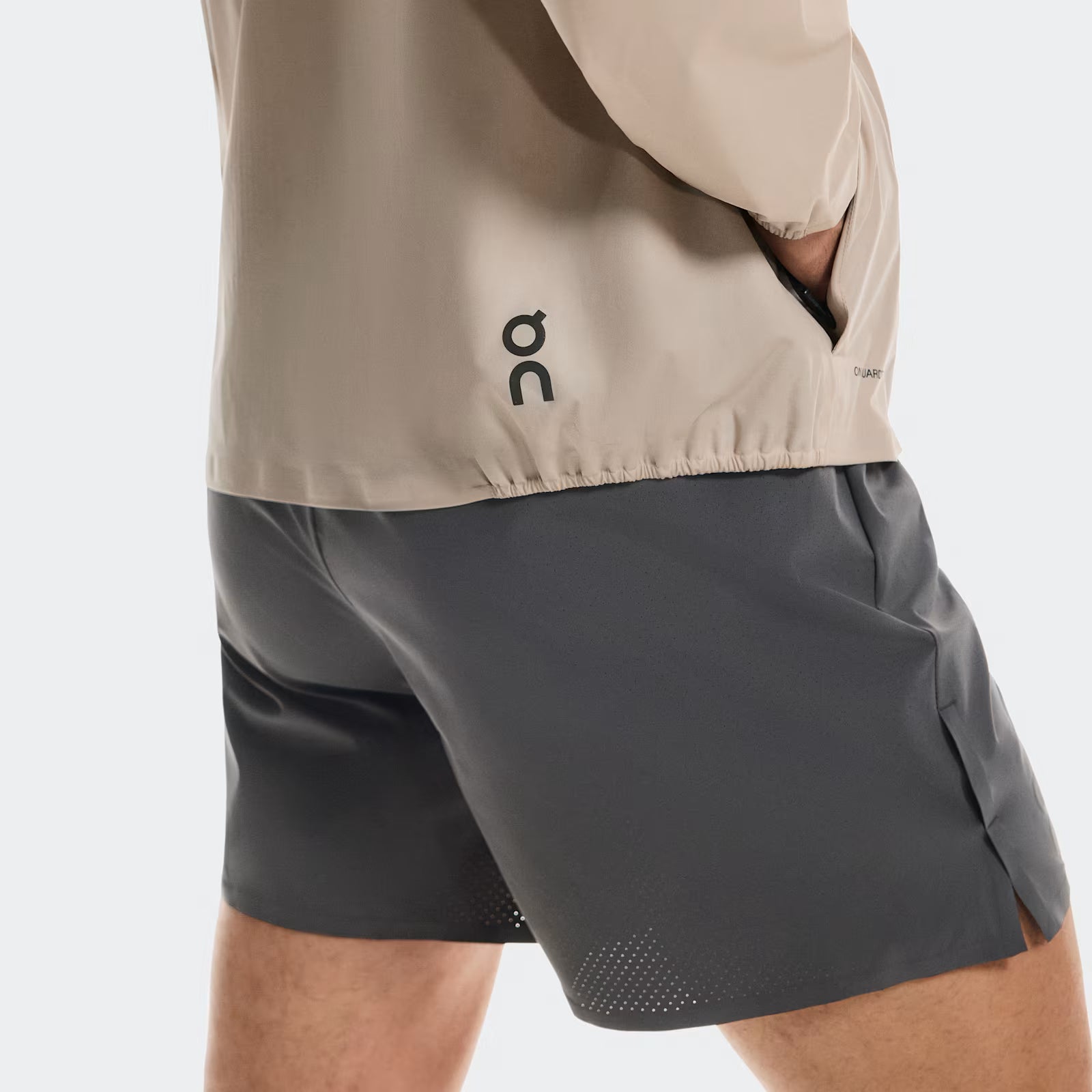 On Performance Jacket Waterproof Desert