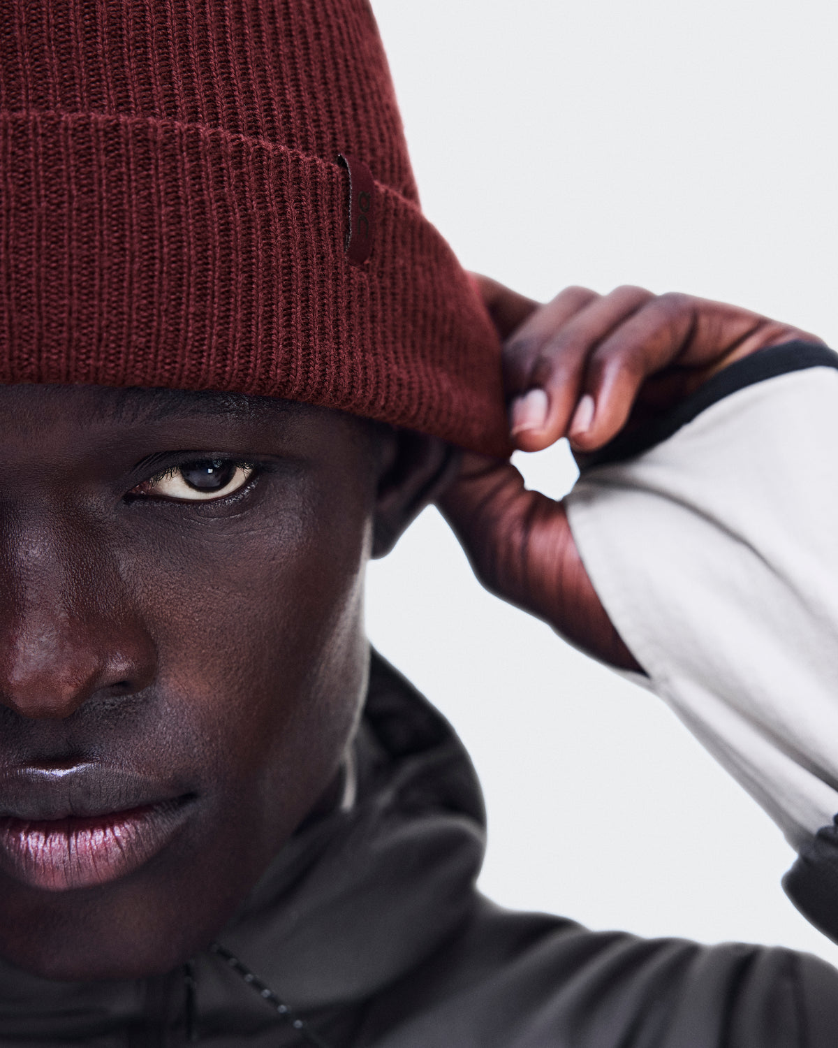 On Merino Beanie Maroon