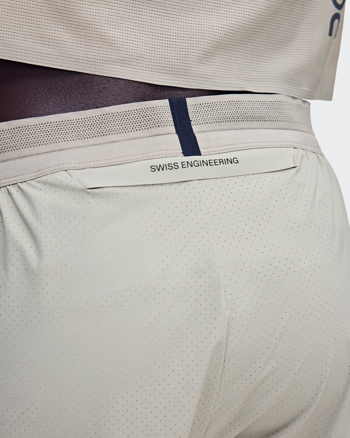 On 7" Performance Shorts Brume