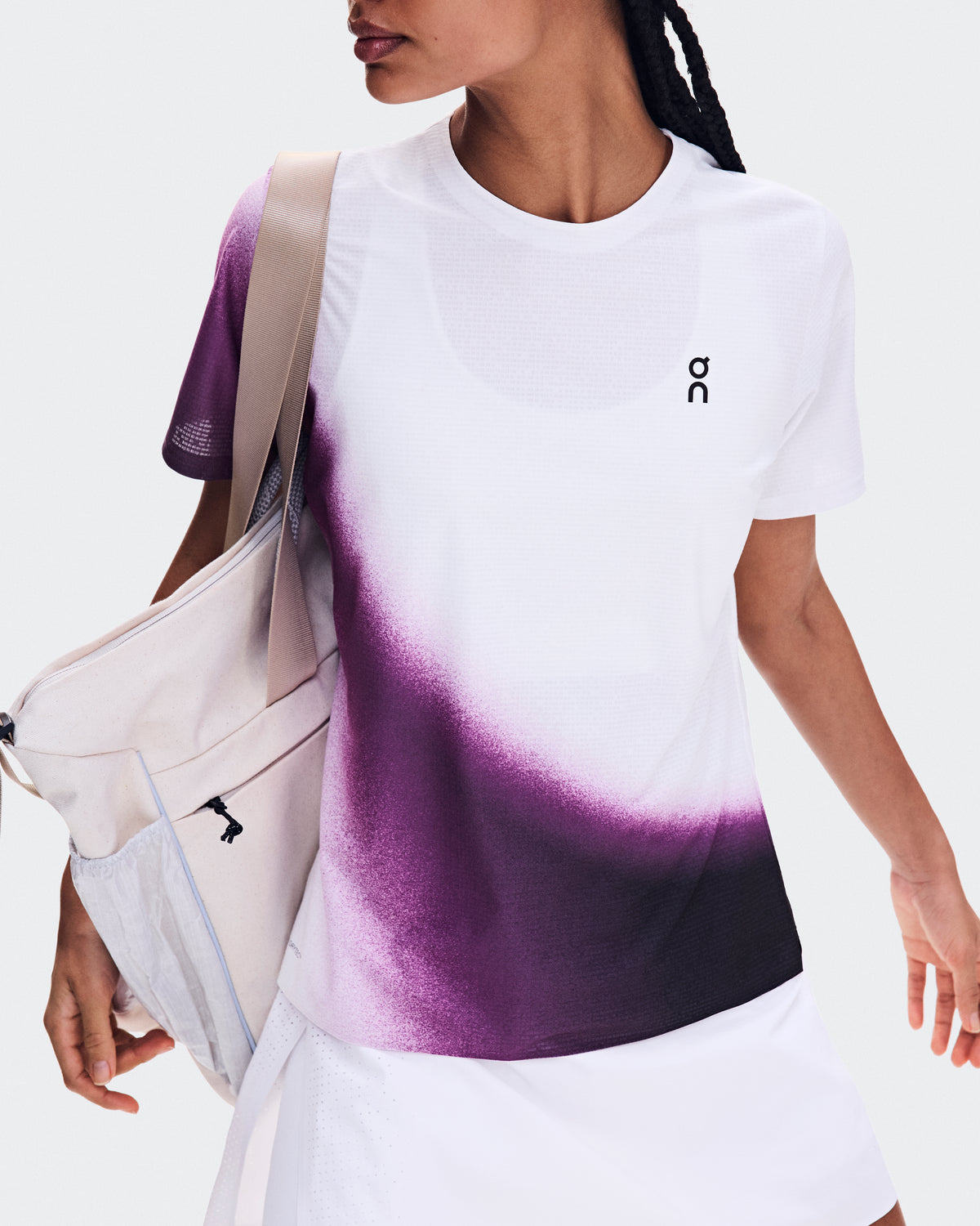 On Court-T Swing White | Cassis (Women'S)