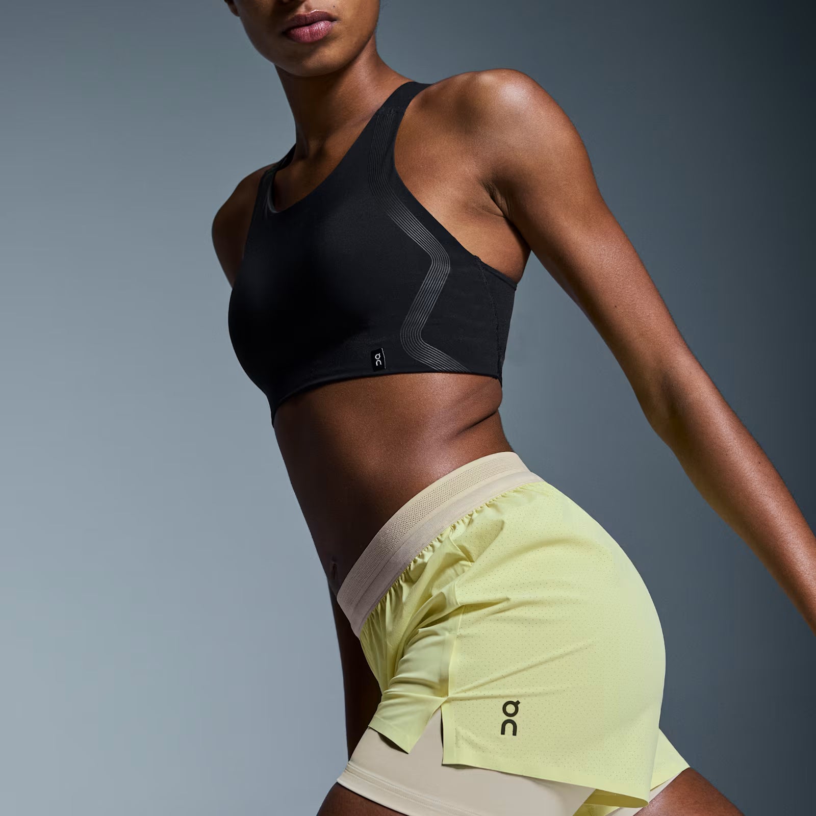 On 3" Performance 2/1 Shorts Limelight | Sand (Women'S)