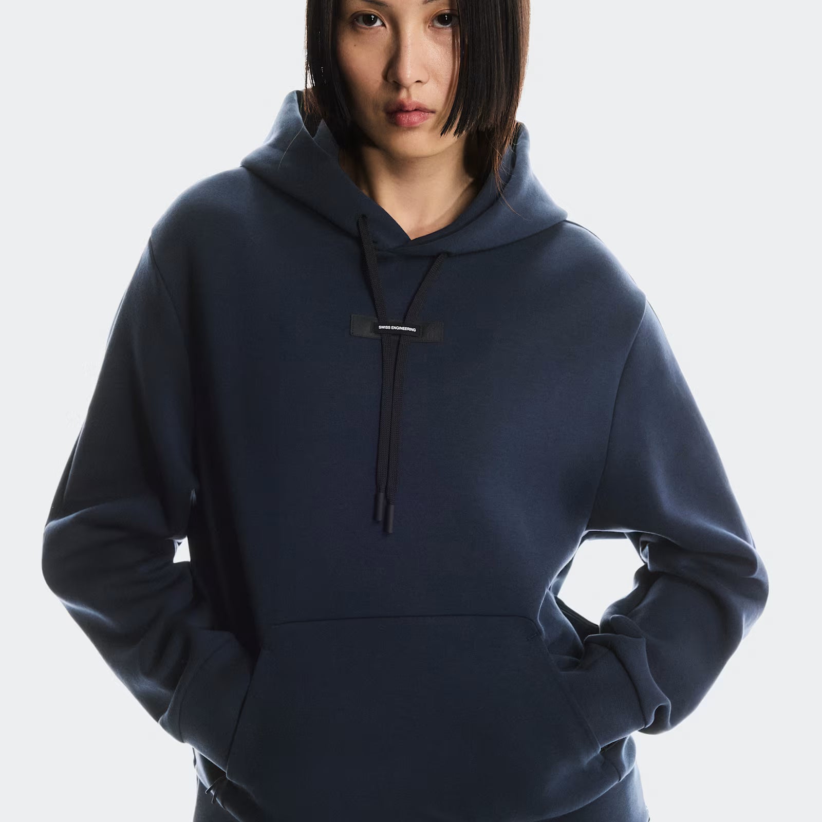 On Focus Tech Hoodie Navy (Women'S)