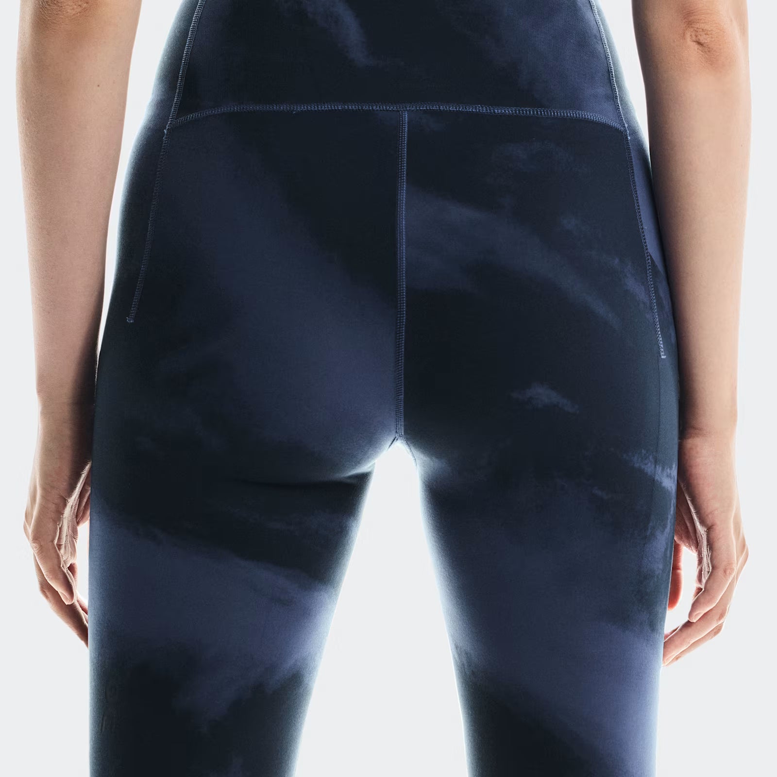 On Studio Tights Short Acai | Navy (Women'S)