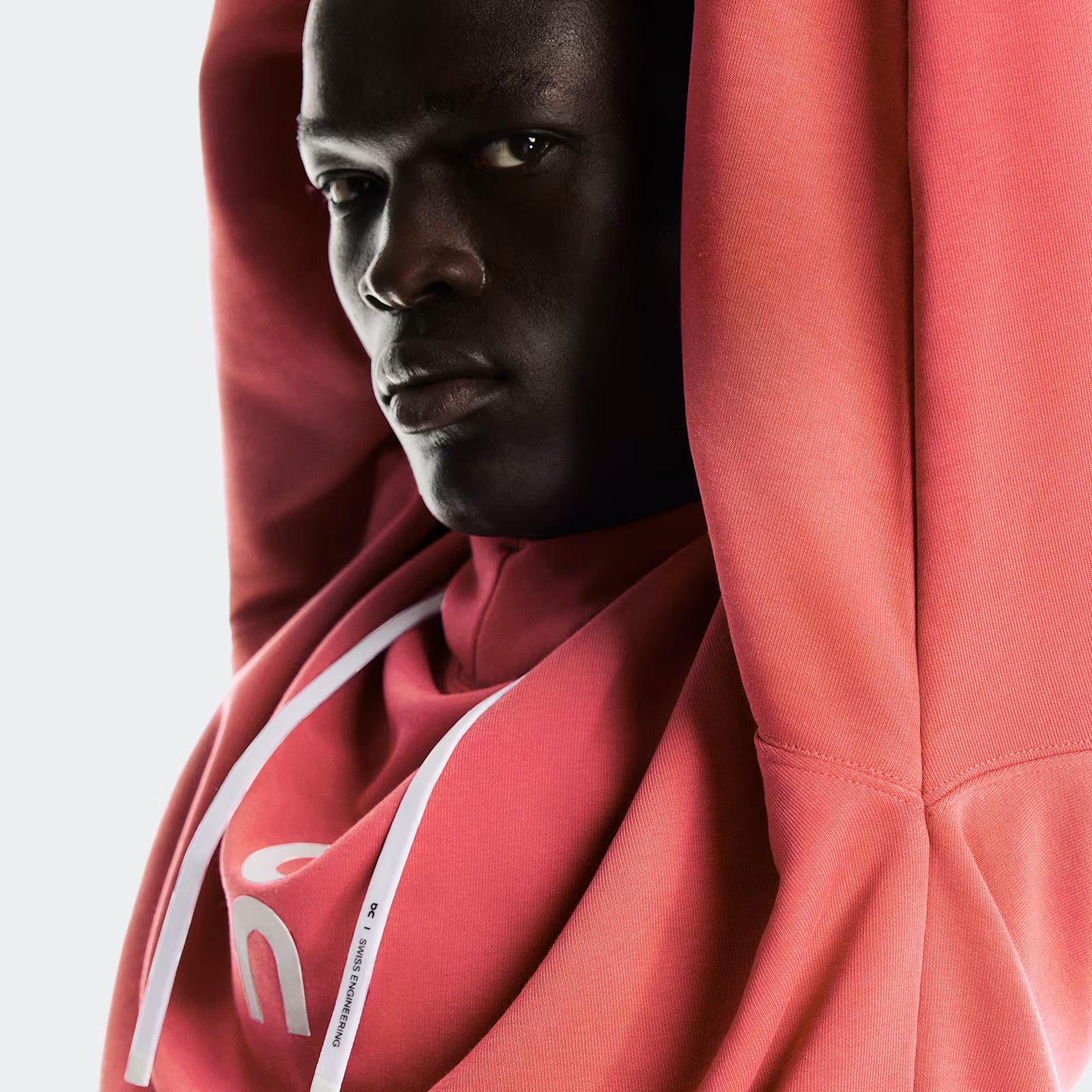 On Club Hoodie Coral
