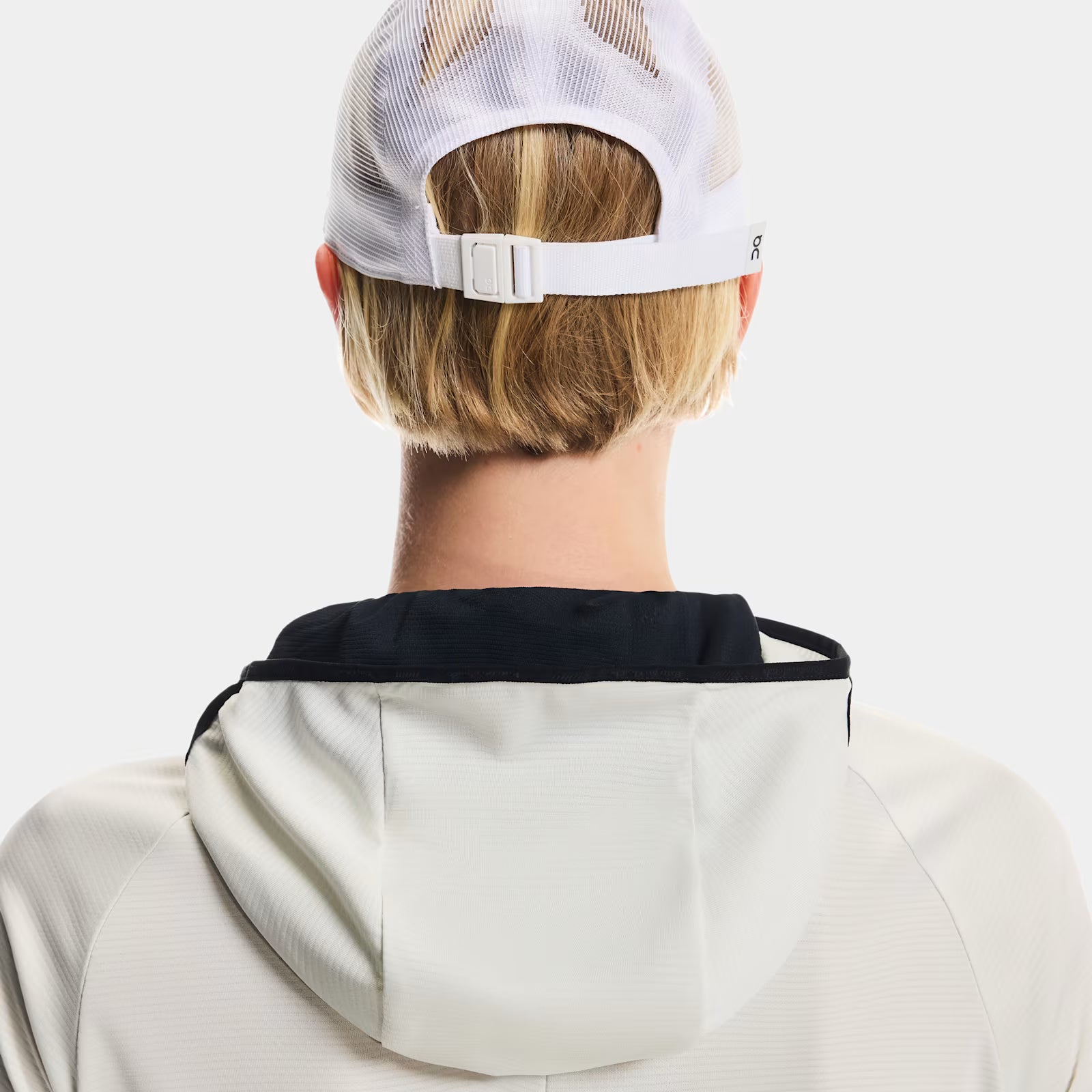 On Specter Cap White