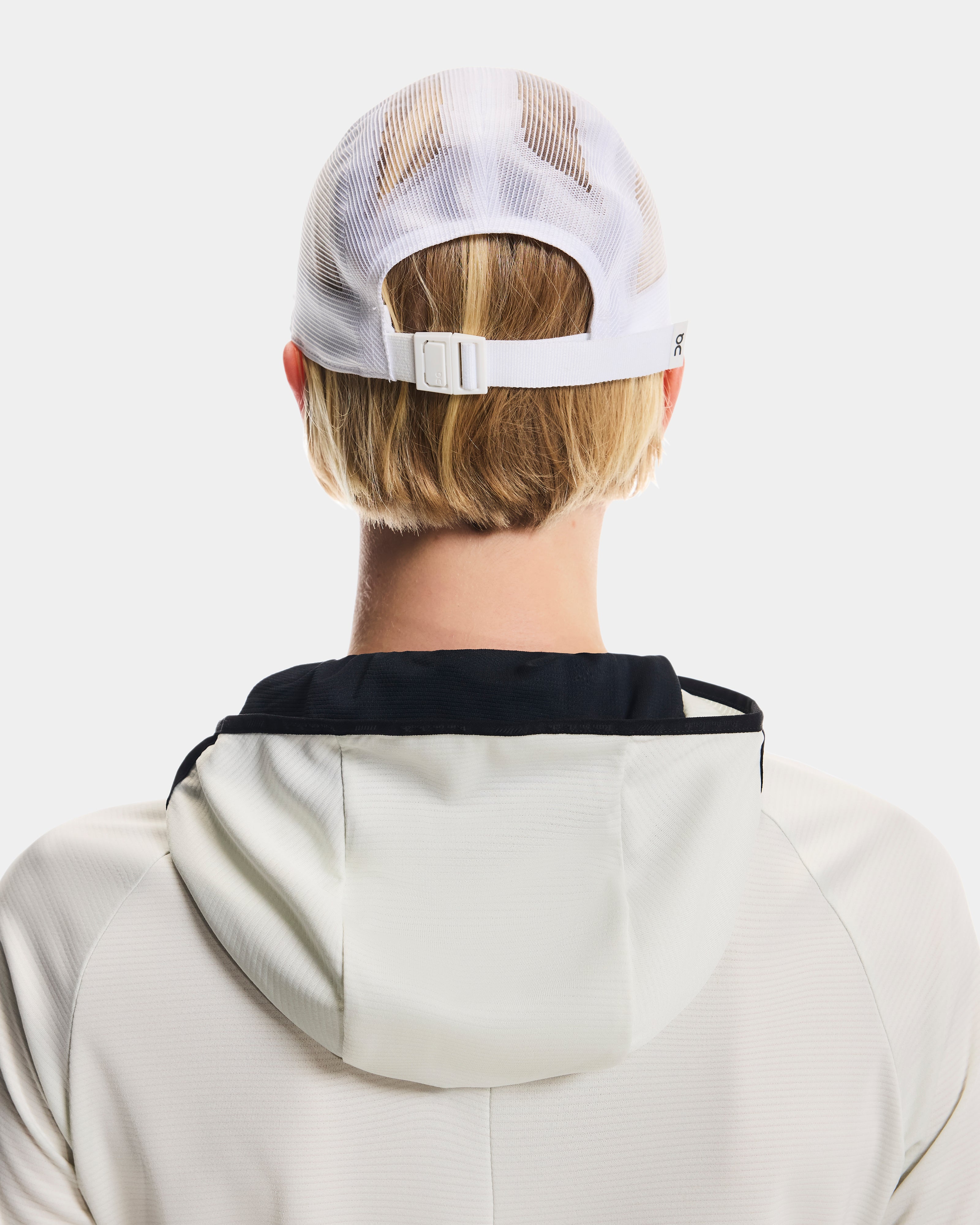 On Specter Cap White
