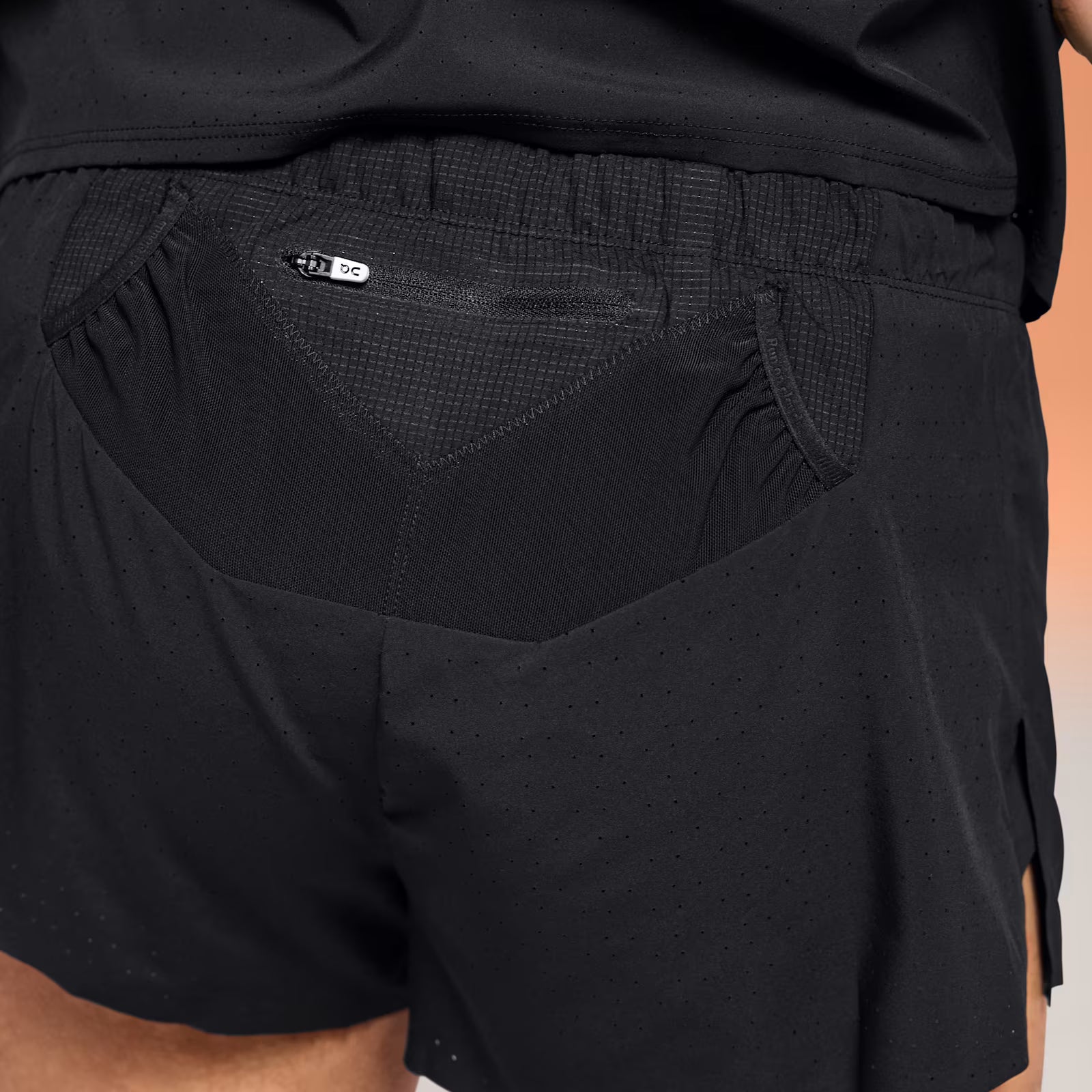 On Race Shorts Black