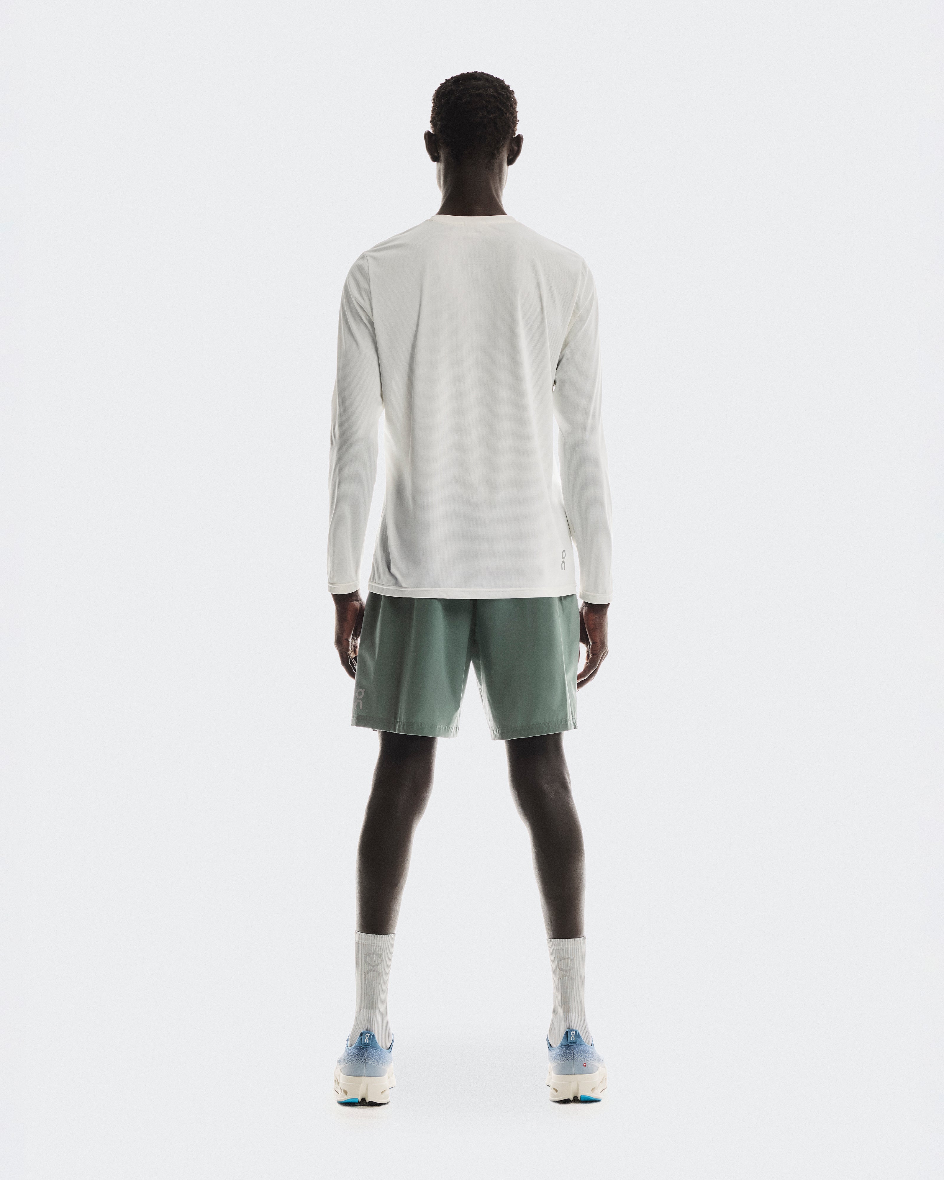 On 7" Core Shorts Olive