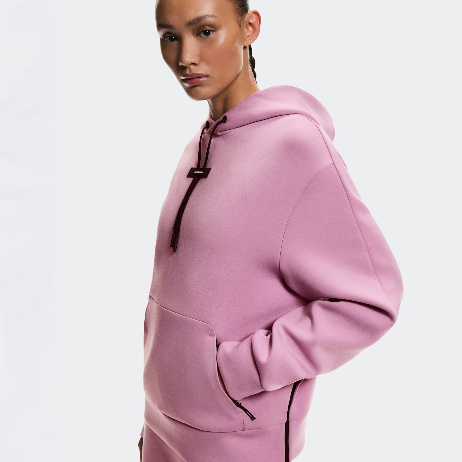 On Focus Tech Hoodie Sakura (Women'S)