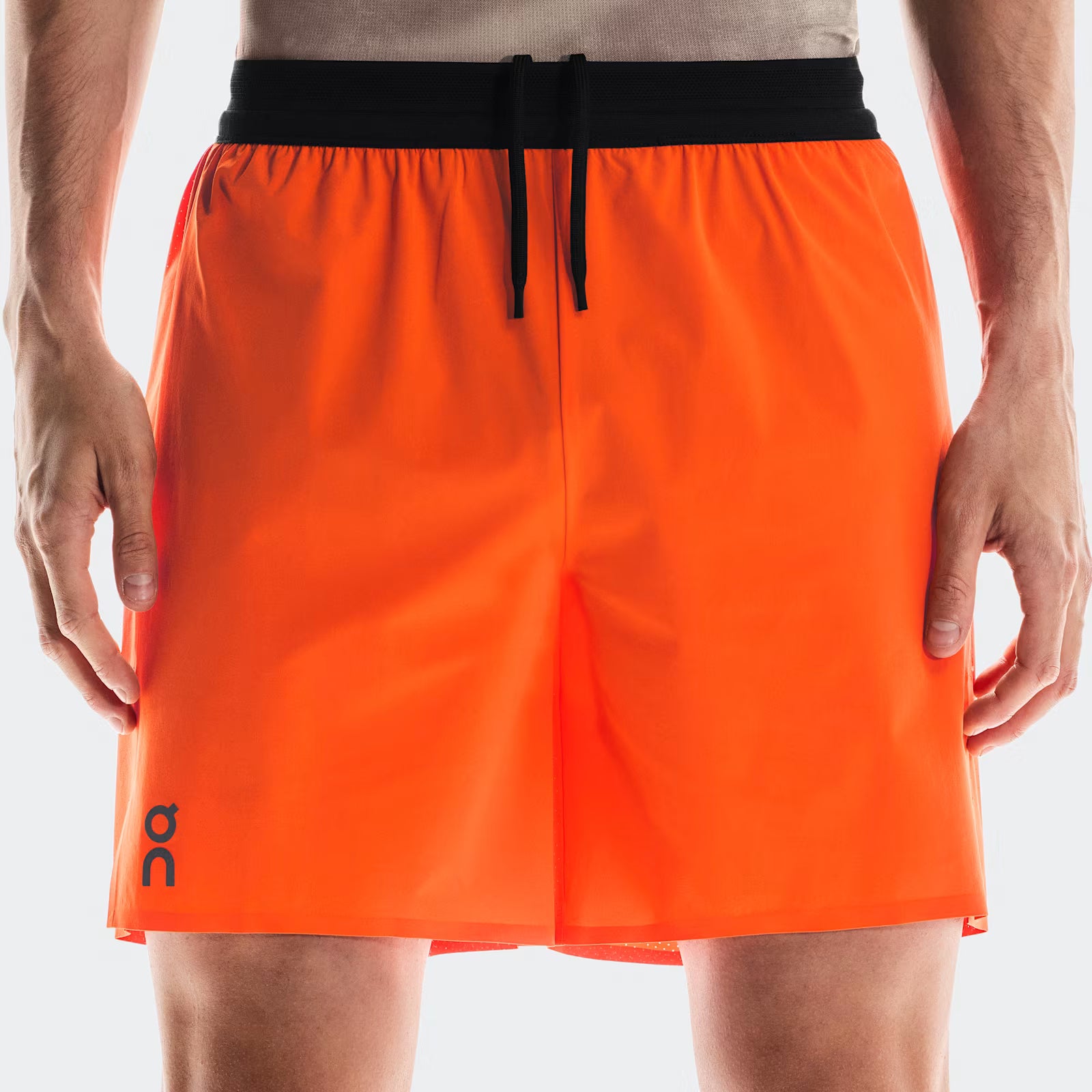 On 7" Performance Shorts Flame